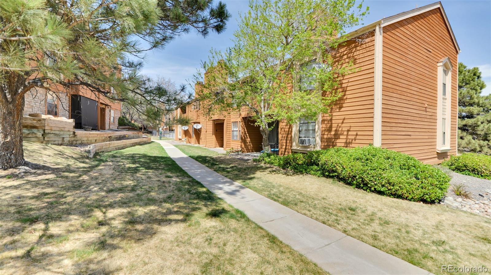 MLS Image #1 for 4283 s salida way,aurora, Colorado