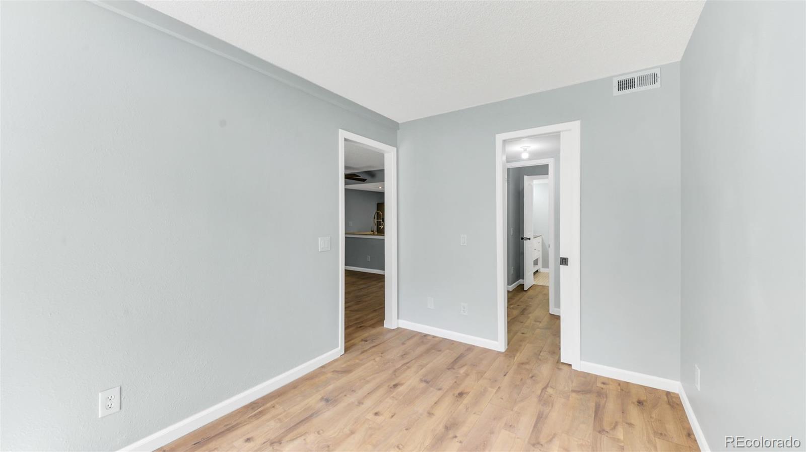 MLS Image #15 for 4283 s salida way,aurora, Colorado