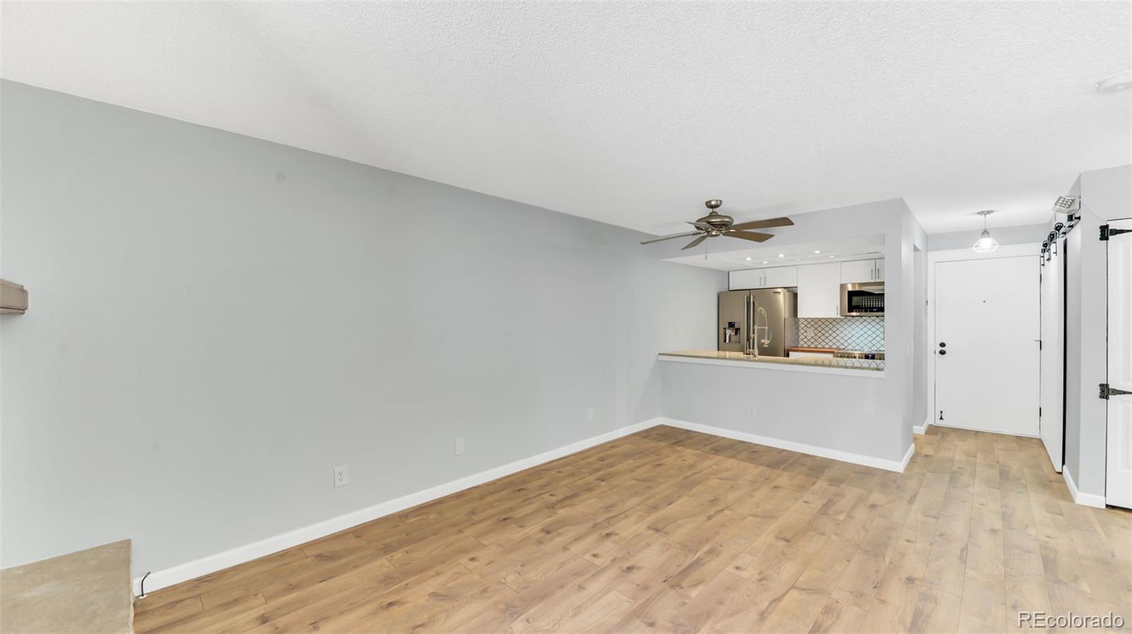 MLS Image #3 for 4283 s salida way,aurora, Colorado