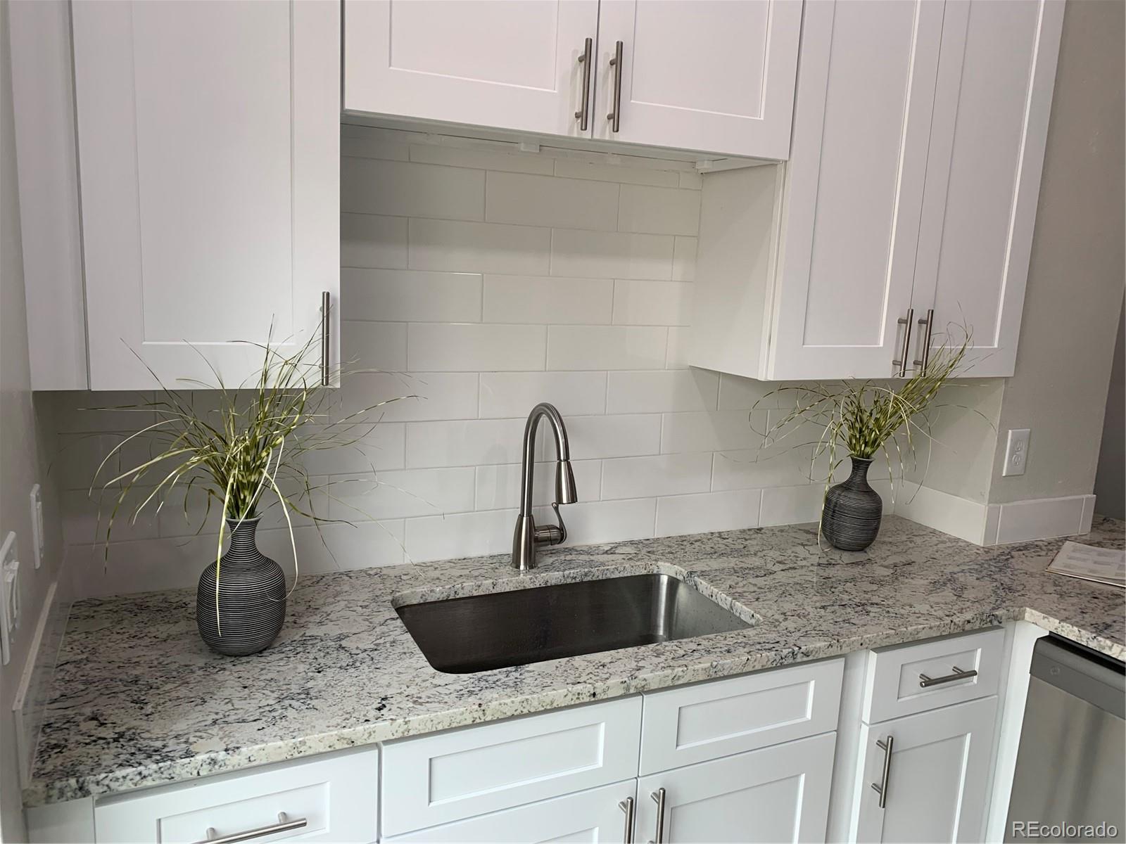 MLS Image #11 for 1226  iris court,littleton, Colorado