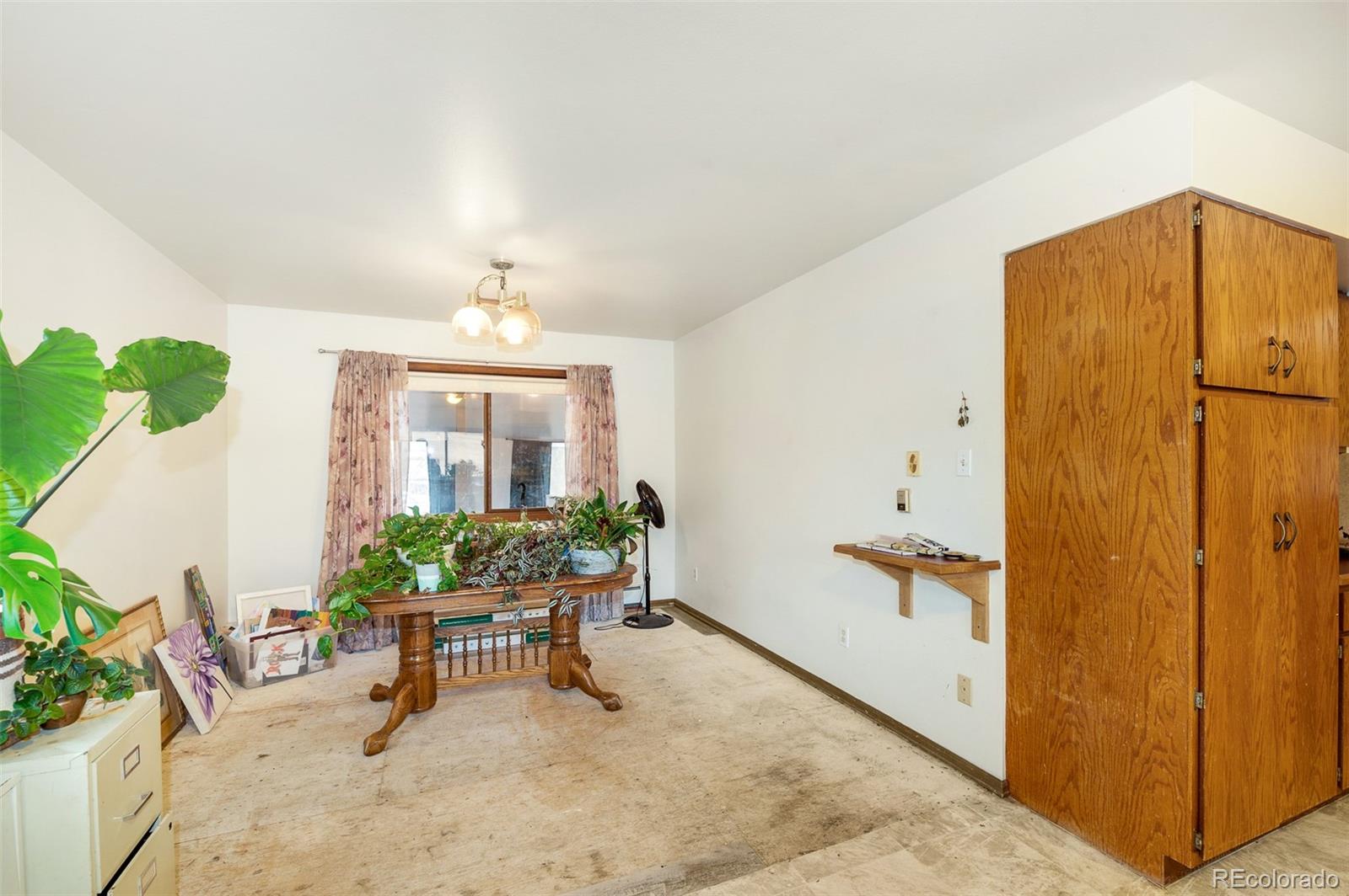 MLS Image #9 for 825 n 25th street,colorado springs, Colorado