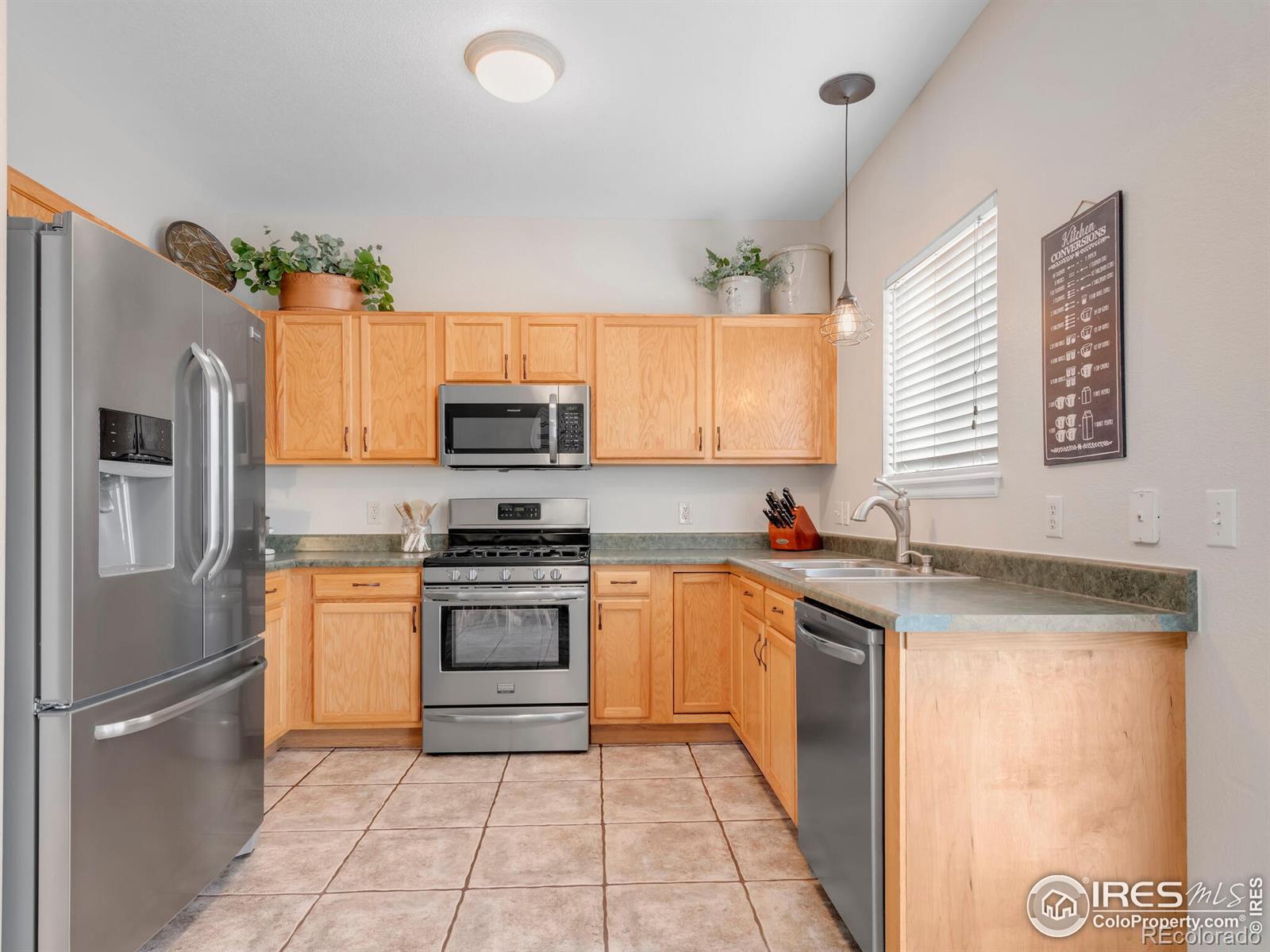 MLS Image #16 for 3750 s quemoy way,aurora, Colorado
