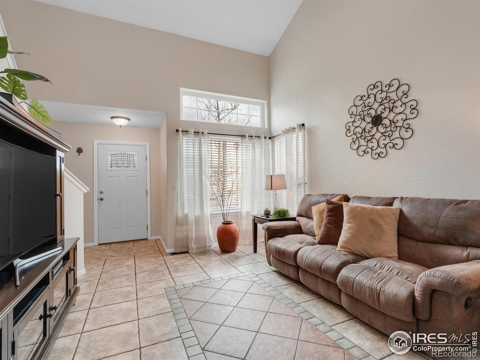 MLS Image #5 for 3750 s quemoy way,aurora, Colorado