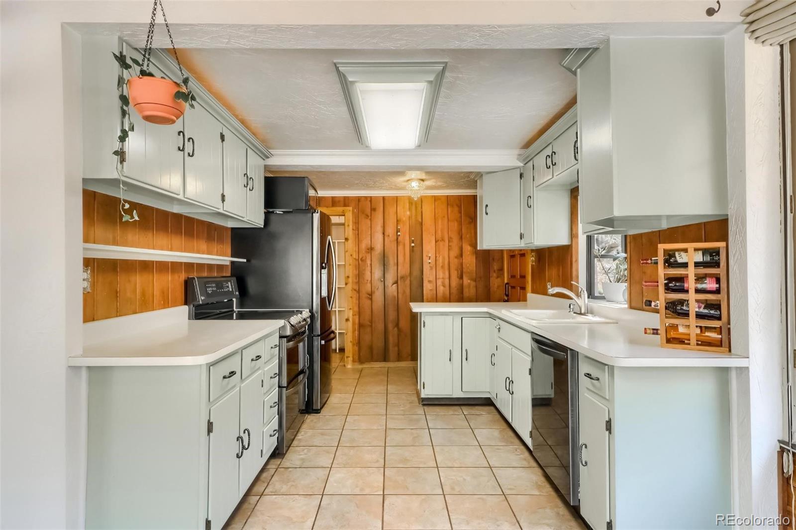 MLS Image #11 for 20304 n turkey creek road,morrison, Colorado