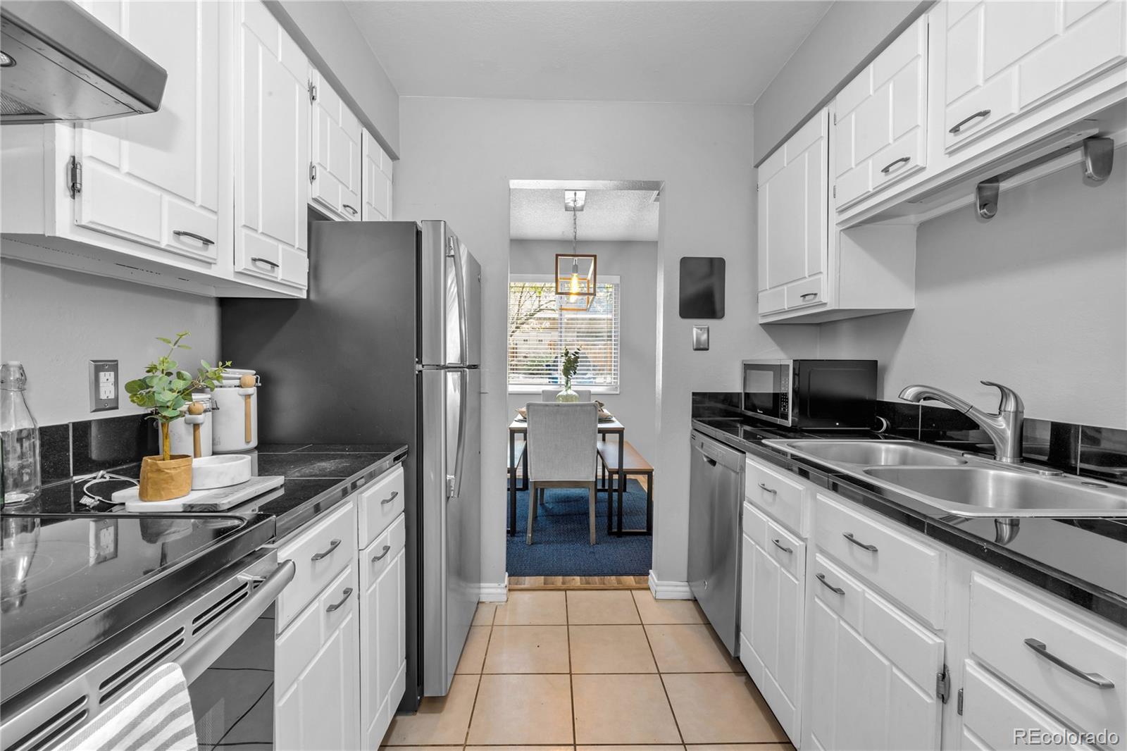 MLS Image #6 for 7995 e mississippi avenue,denver, Colorado