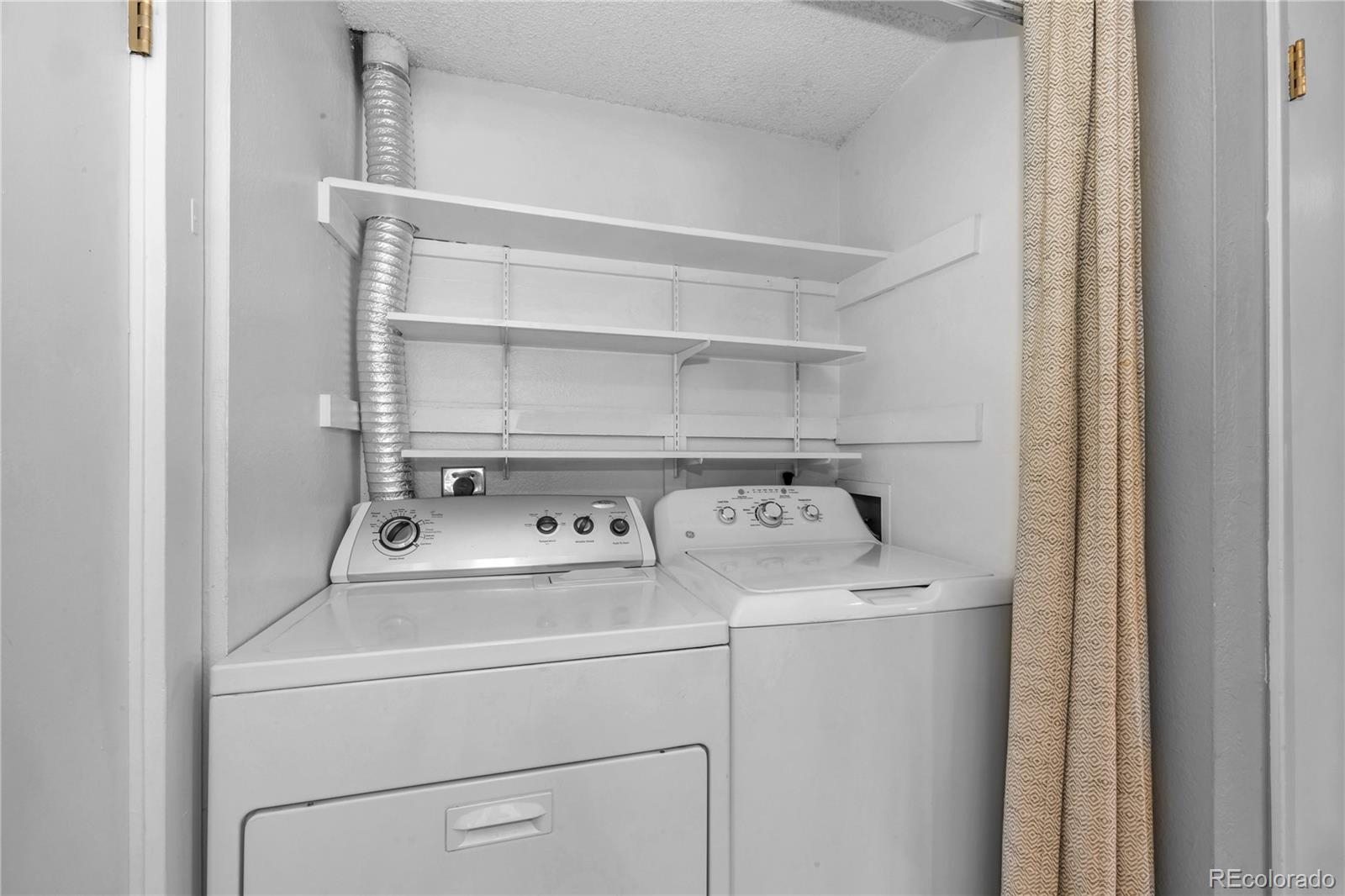 MLS Image #9 for 7995 e mississippi avenue,denver, Colorado