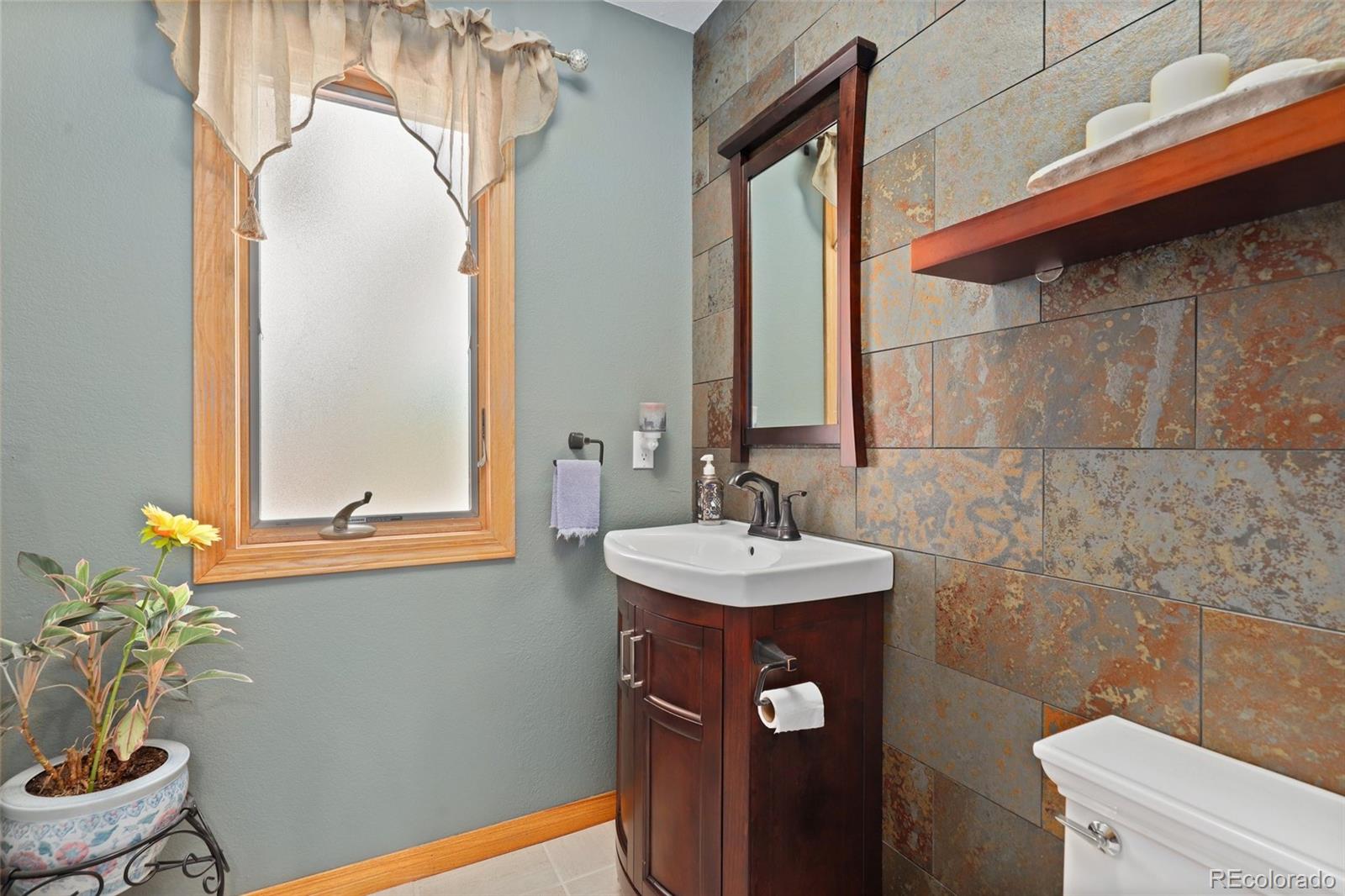 MLS Image #14 for 1901 w dry creek road,littleton, Colorado