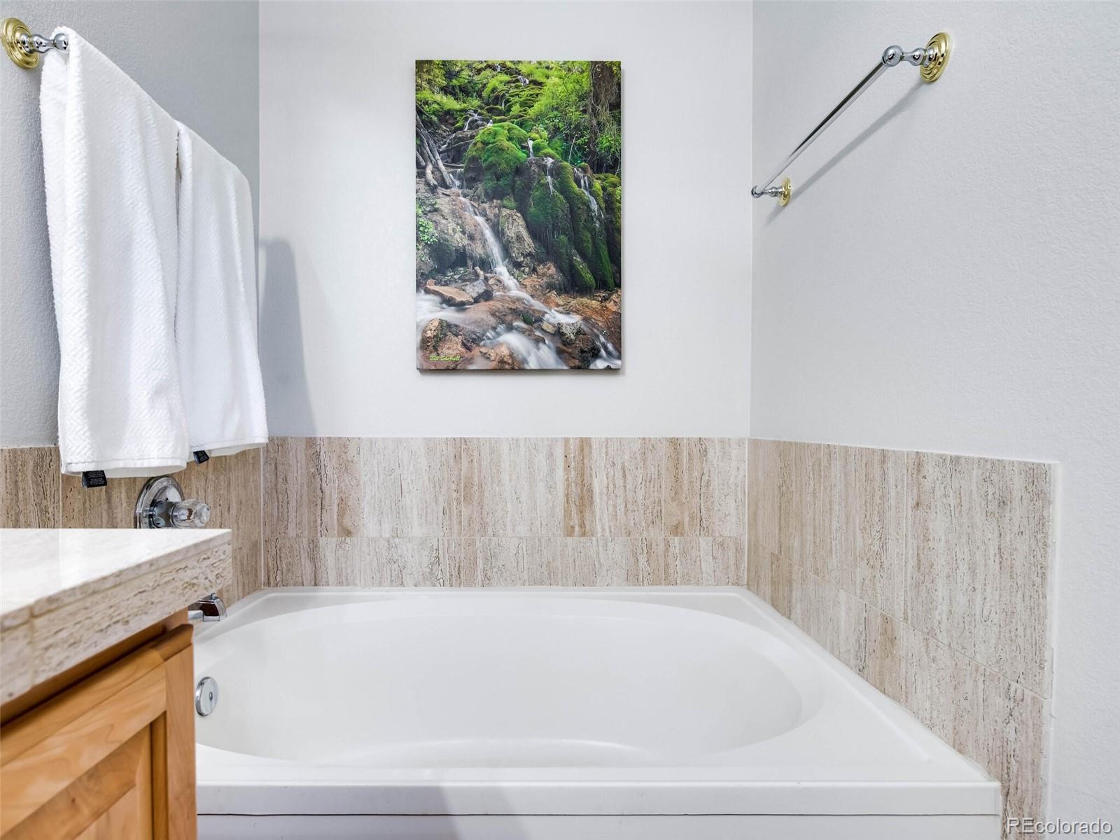 MLS Image #16 for 1381 s ulster street,denver, Colorado