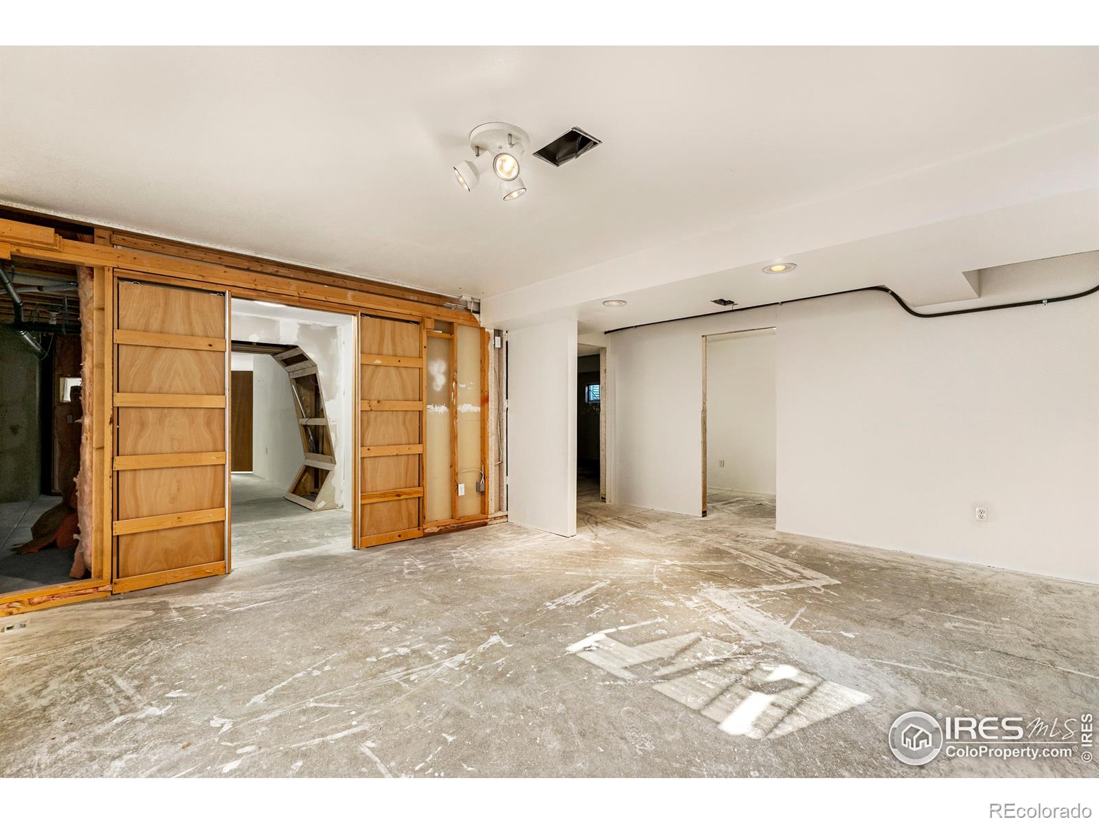 MLS Image #36 for 938  roadrunner court,loveland, Colorado