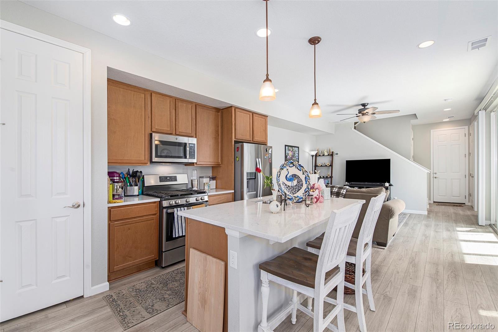 MLS Image #10 for 23644 e 5th place,aurora, Colorado