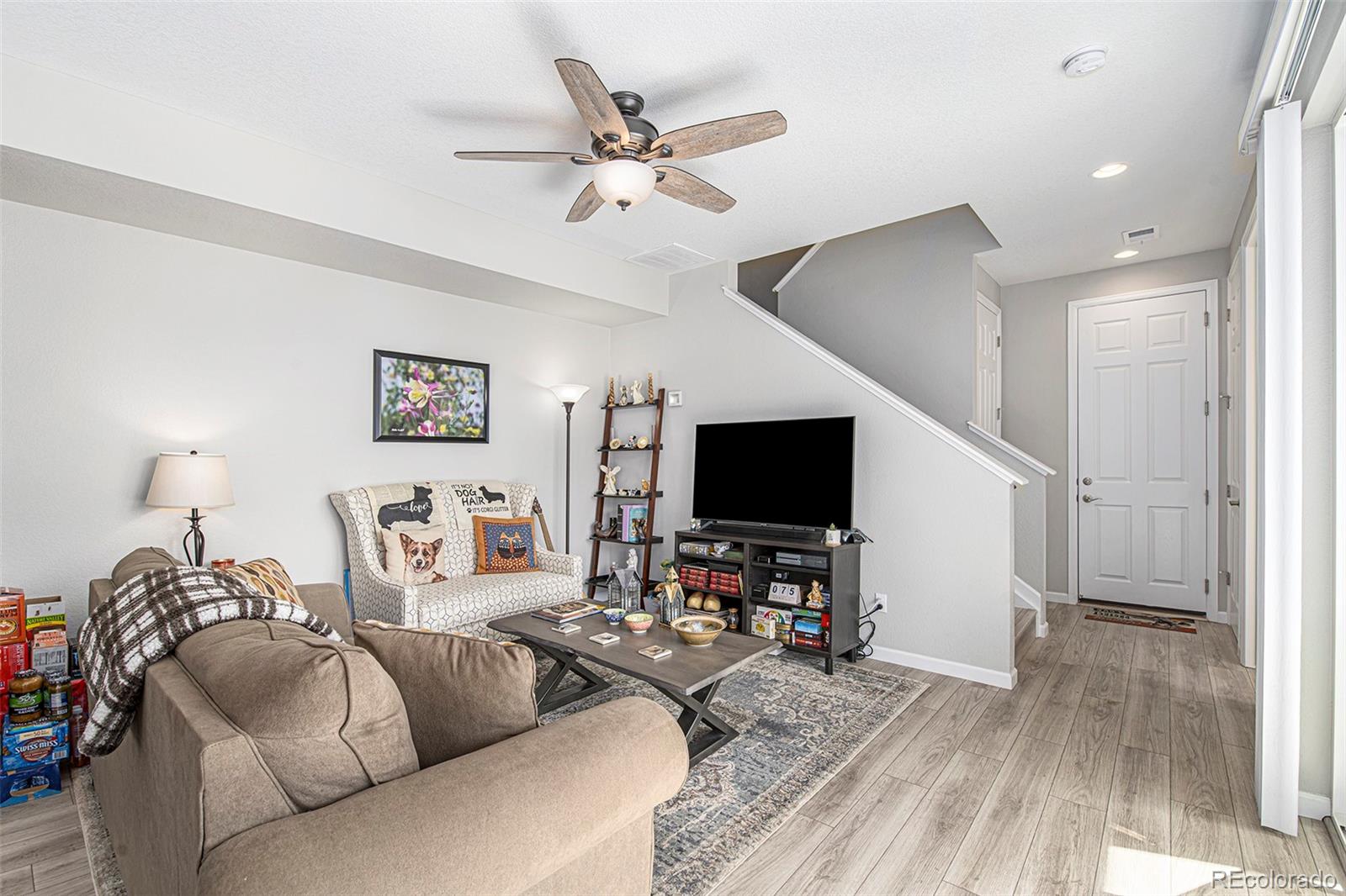 MLS Image #11 for 23644 e 5th place,aurora, Colorado