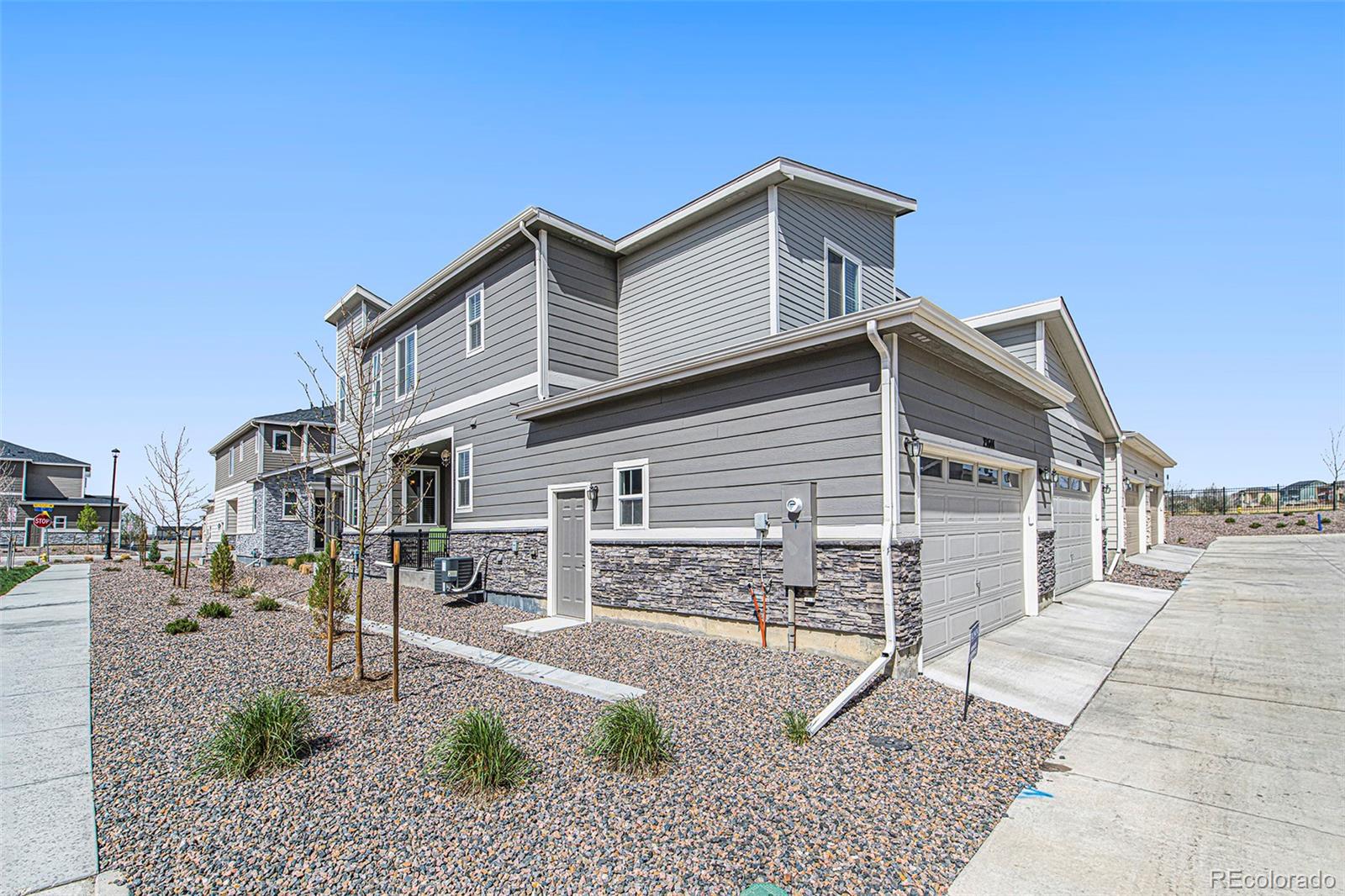 MLS Image #2 for 23644 e 5th place,aurora, Colorado