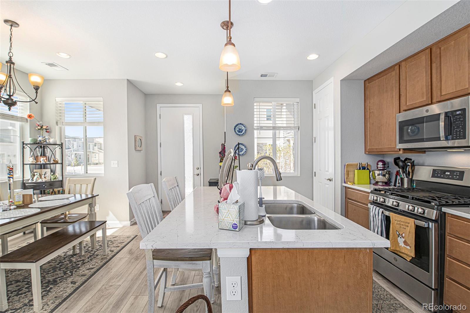 MLS Image #6 for 23644 e 5th place,aurora, Colorado