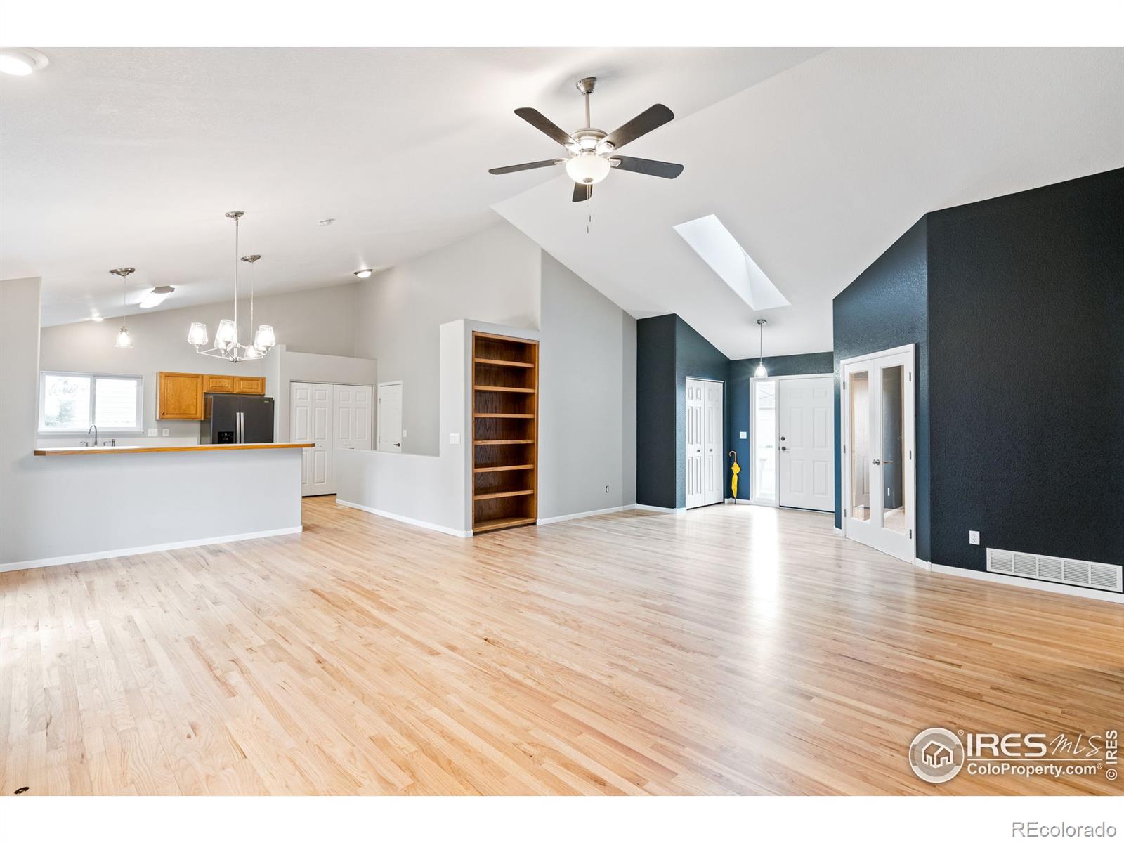 MLS Image #5 for 1603  stove prairie circle,loveland, Colorado