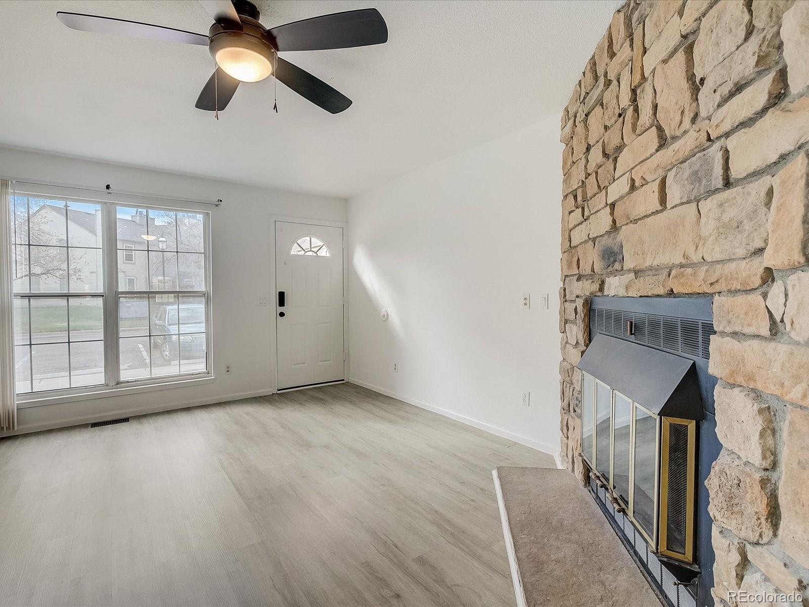 MLS Image #3 for 1653 s blackhawk way,aurora, Colorado