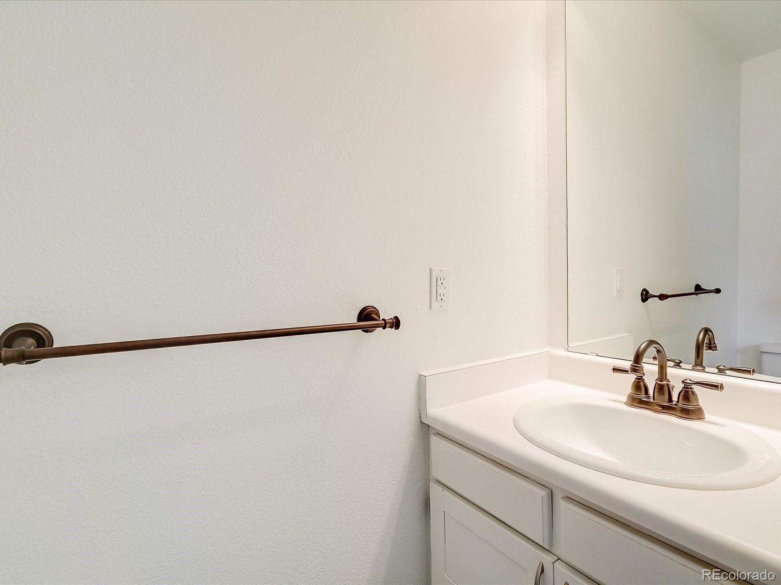 MLS Image #8 for 1653 s blackhawk way,aurora, Colorado