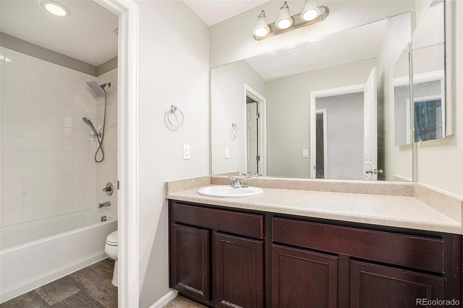 MLS Image #14 for 4734  helena street,denver, Colorado