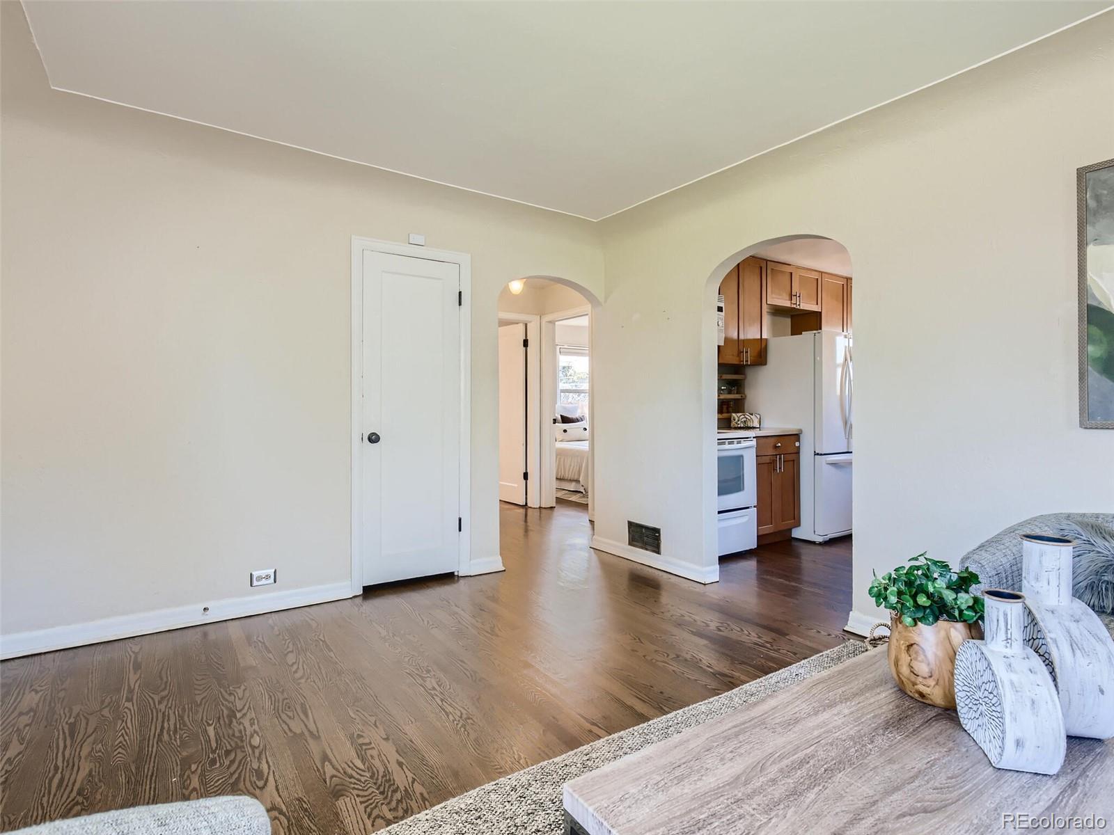 MLS Image #4 for 3061 s grant street,englewood, Colorado