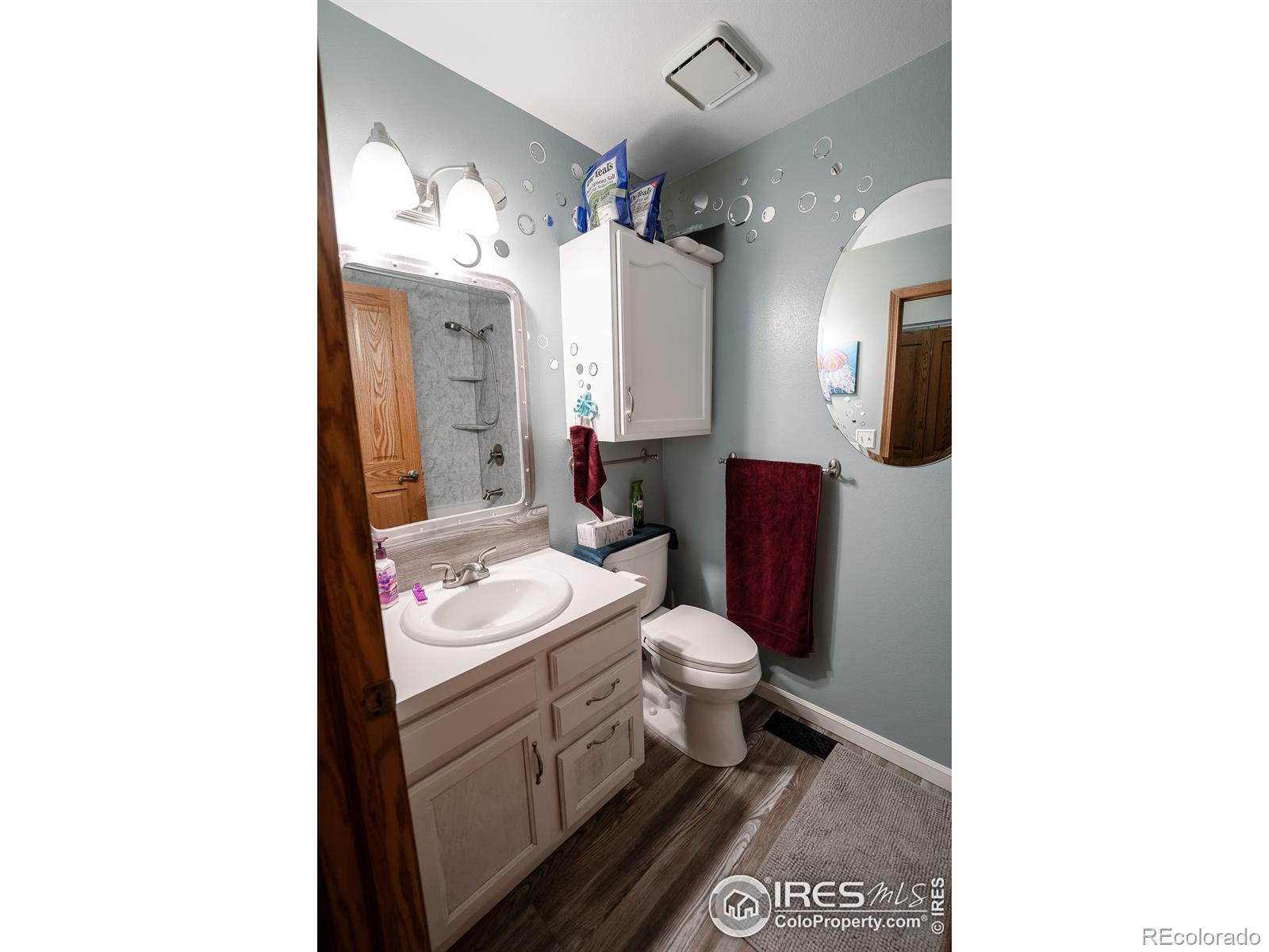 MLS Image #13 for 4261  pin oak drive,loveland, Colorado