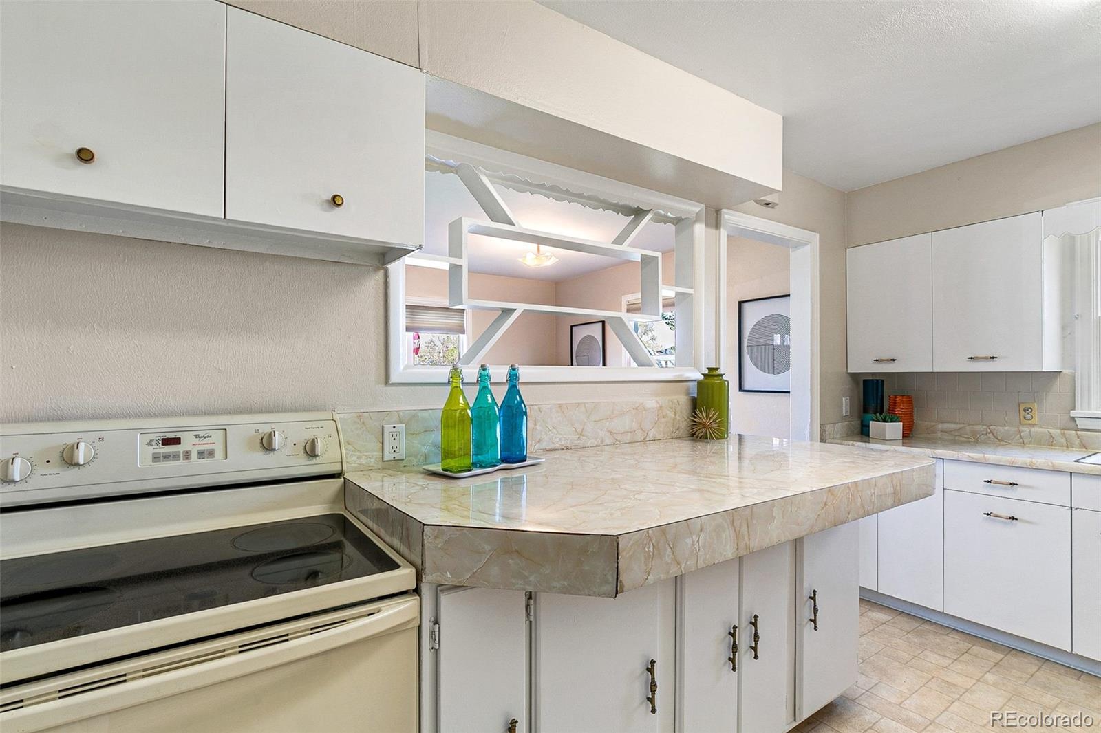 MLS Image #10 for 1161  hillside street,aurora, Colorado