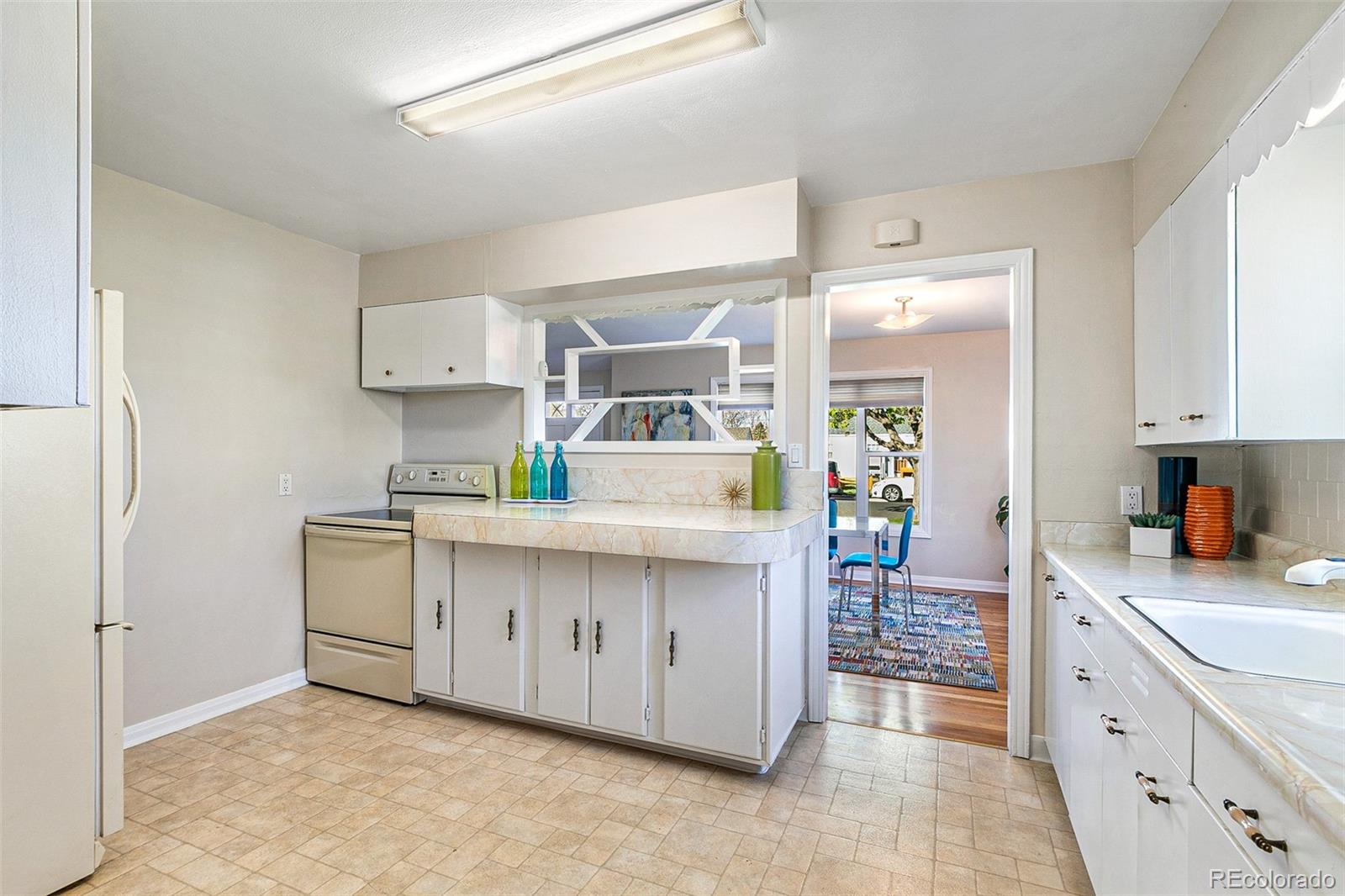 MLS Image #9 for 1161  hillside street,aurora, Colorado