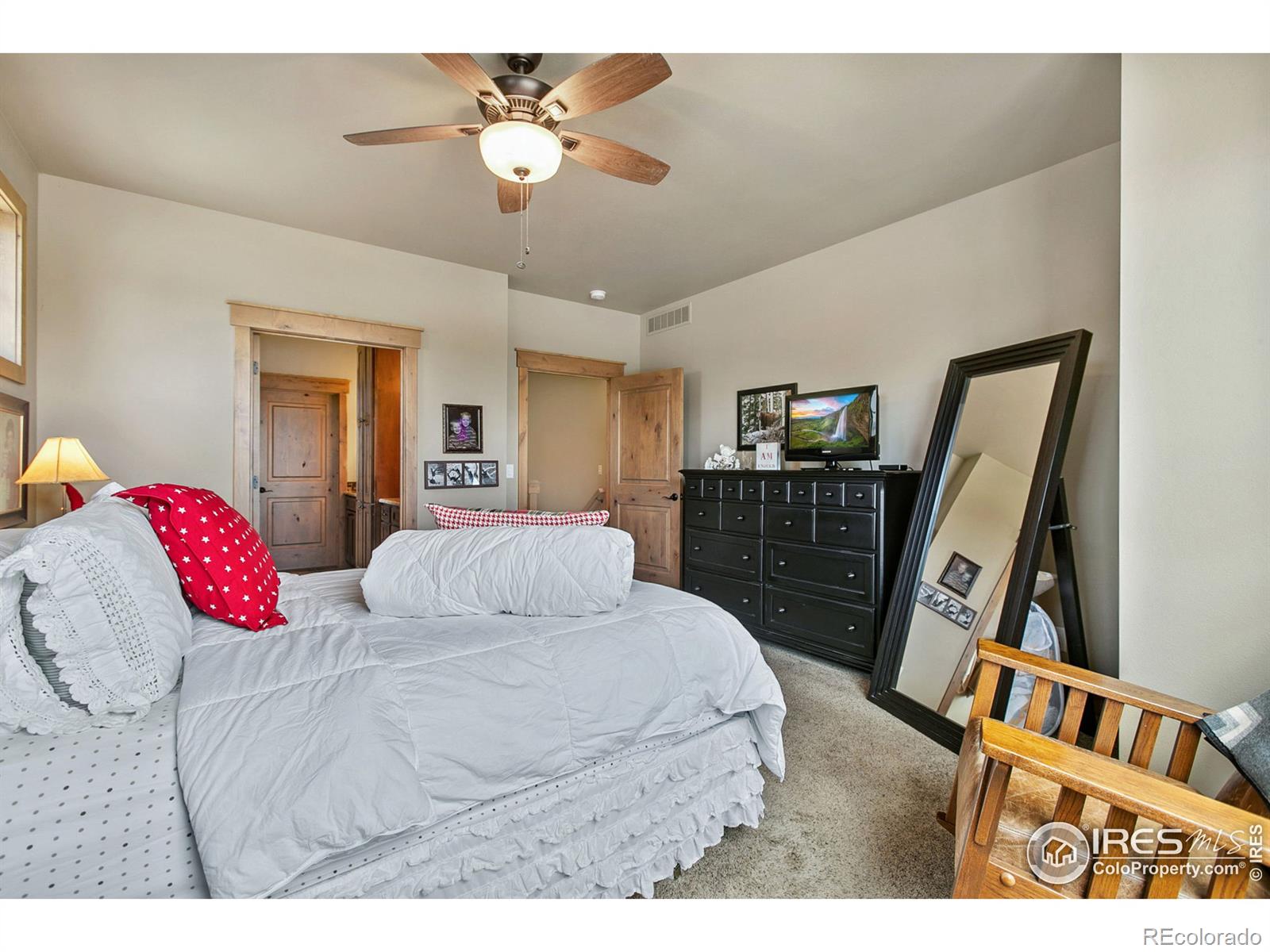 MLS Image #11 for 170  two moons drive,loveland, Colorado