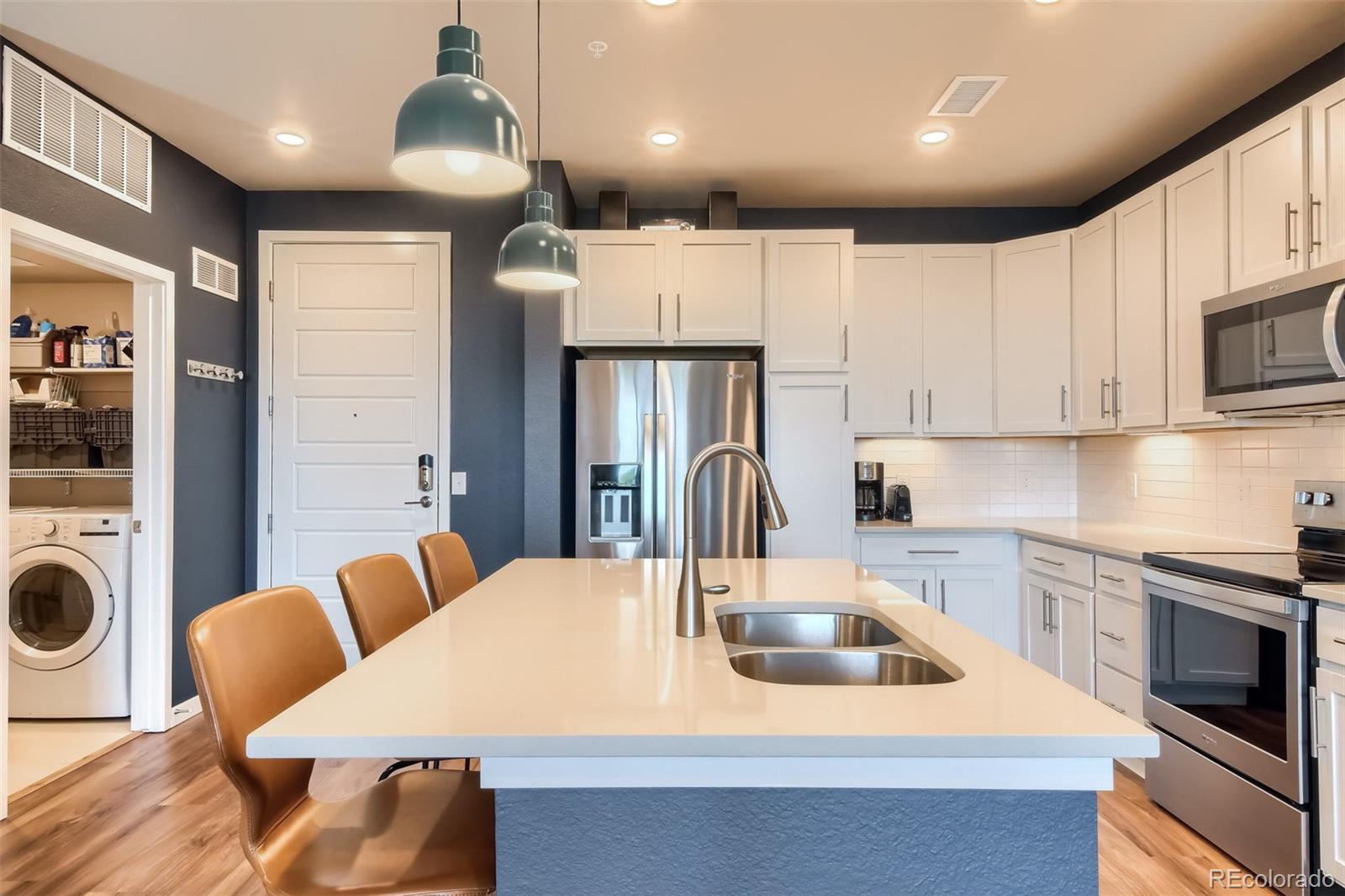MLS Image #7 for 420 e fremont place,centennial, Colorado