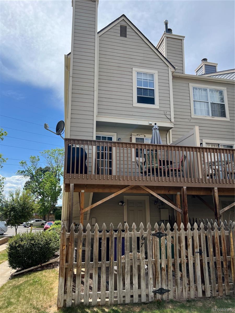 MLS Image #18 for 1699 s trenton street,denver, Colorado