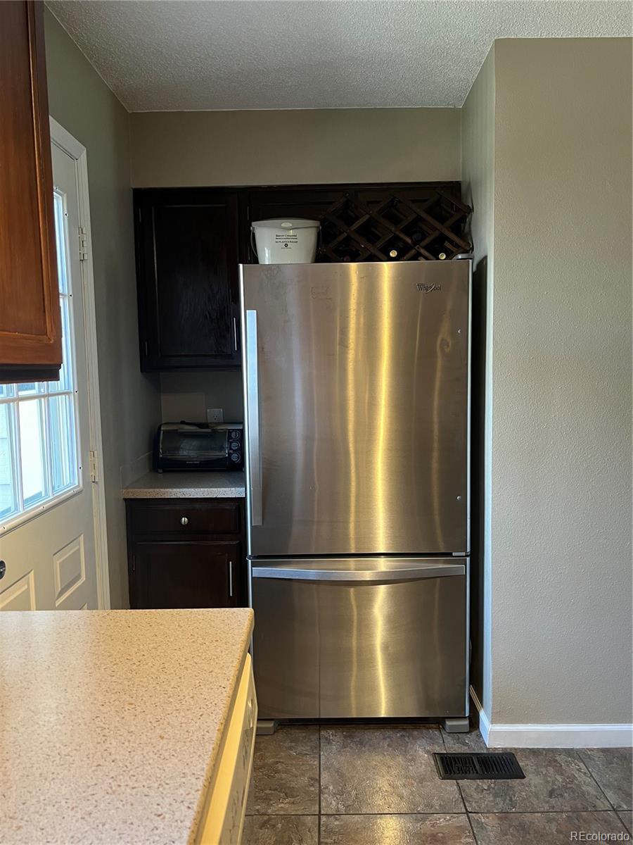 MLS Image #7 for 1699 s trenton street,denver, Colorado