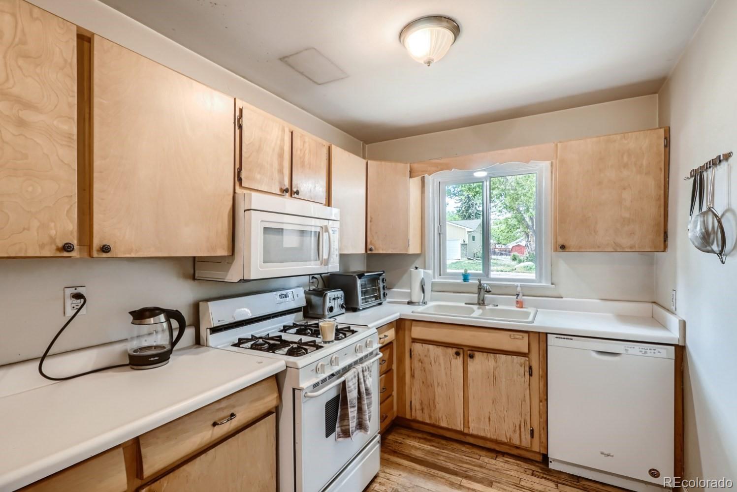 MLS Image #10 for 6384 s prescott street,littleton, Colorado
