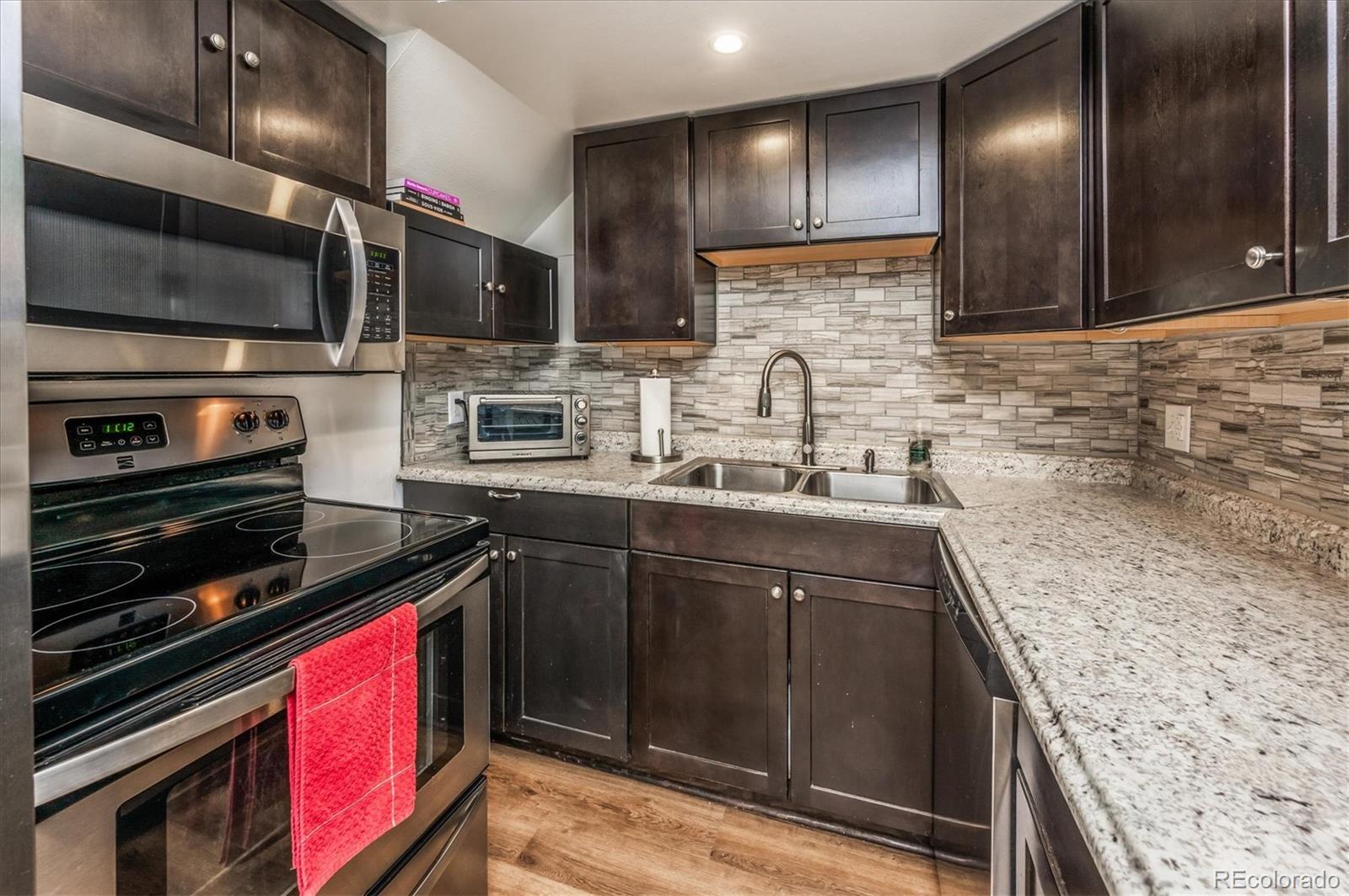 MLS Image #4 for 8387 s reed street,littleton, Colorado