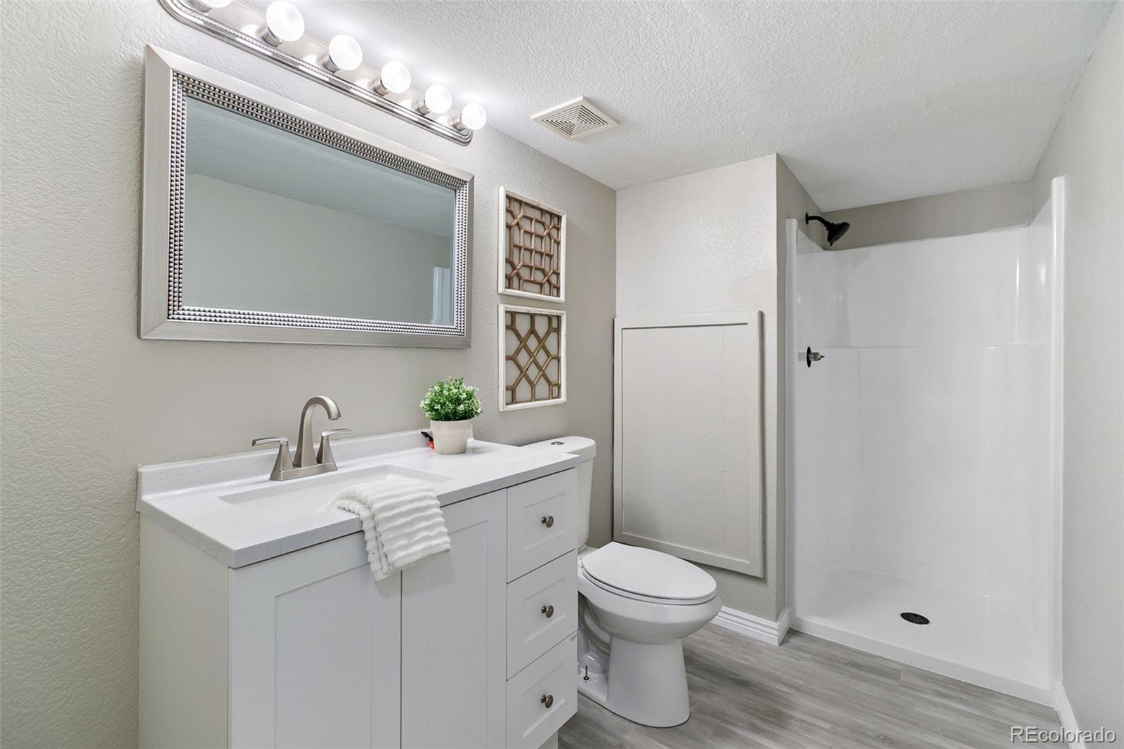 MLS Image #12 for 6065  wadsworth boulevard,arvada, Colorado