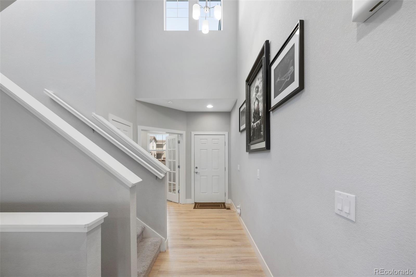MLS Image #11 for 4733  helena street,denver, Colorado