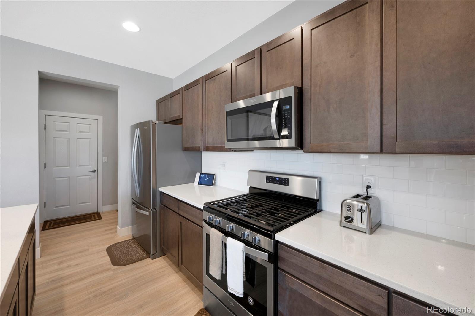 MLS Image #9 for 4733  helena street,denver, Colorado