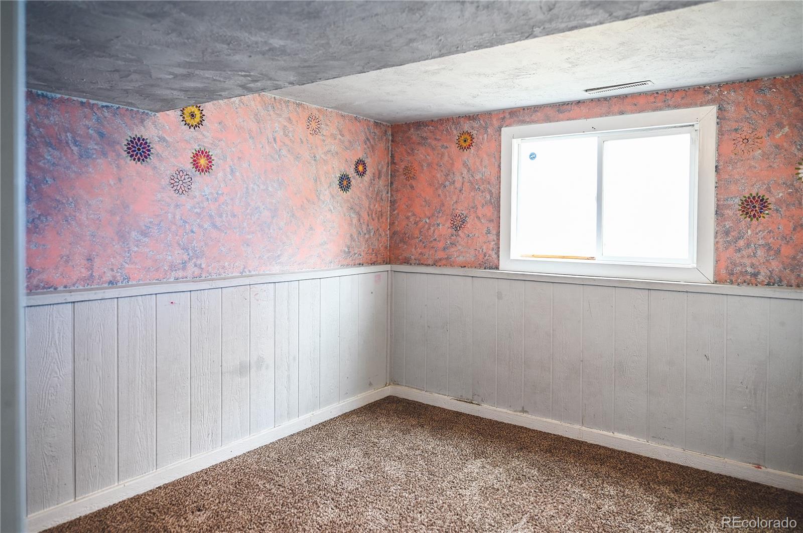 MLS Image #26 for 2115 e 10th street,pueblo, Colorado