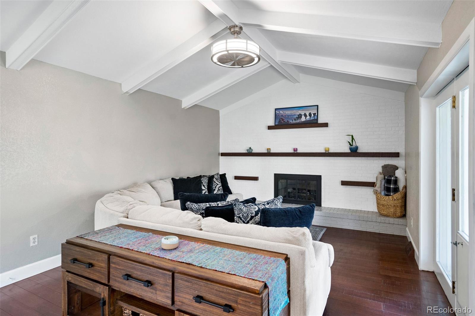 MLS Image #10 for 4065 s roslyn street,denver, Colorado