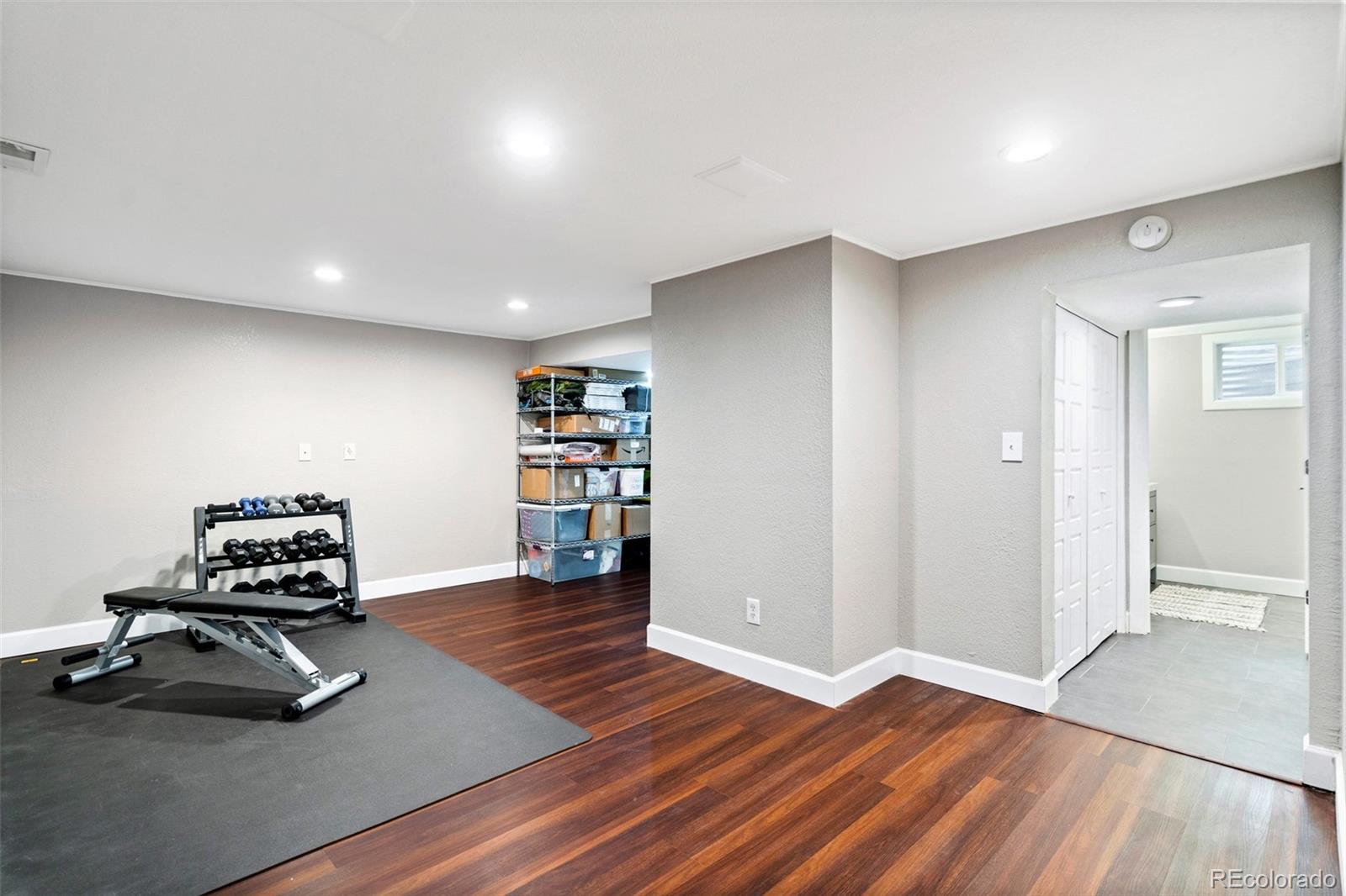 MLS Image #31 for 4065 s roslyn street,denver, Colorado