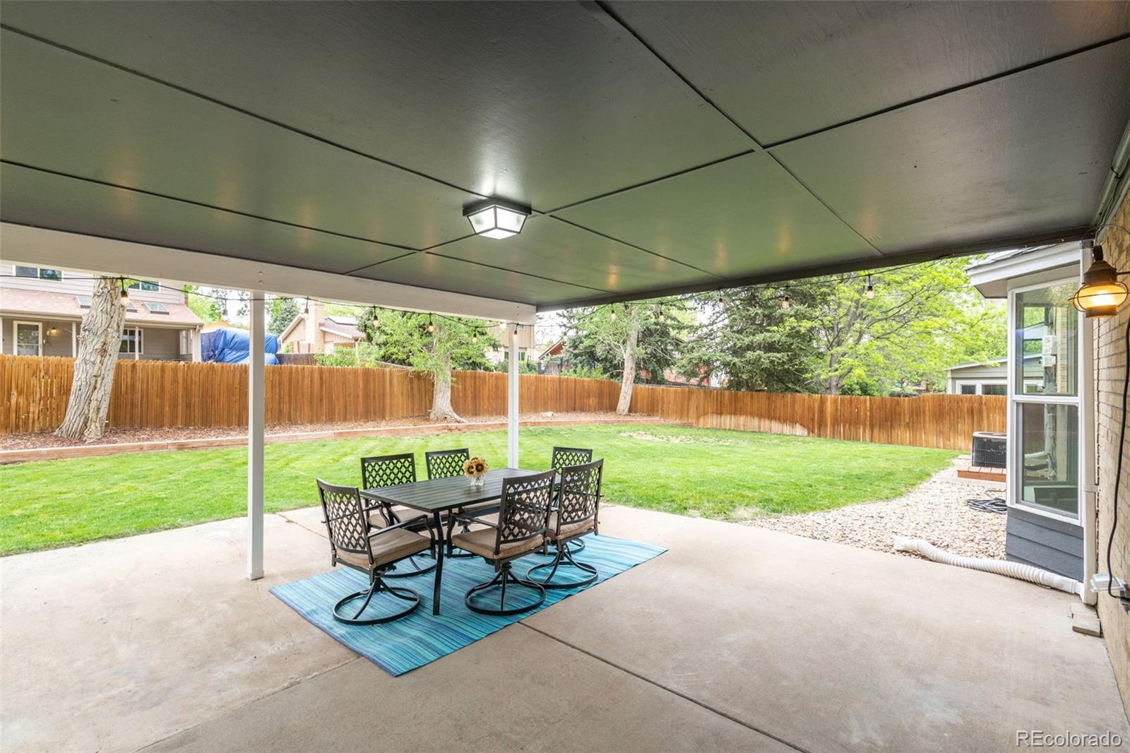 MLS Image #38 for 4065 s roslyn street,denver, Colorado
