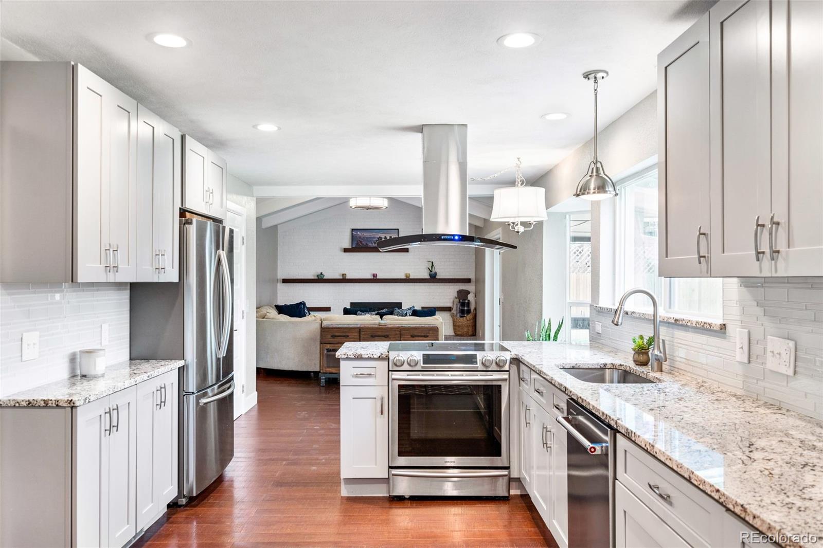 MLS Image #7 for 4065 s roslyn street,denver, Colorado