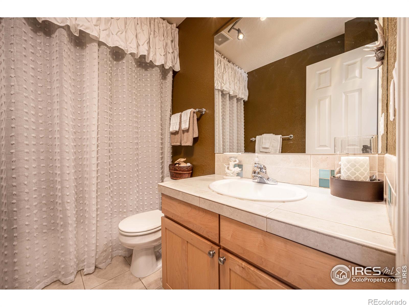 MLS Image #19 for 228  sweet valley court,longmont, Colorado