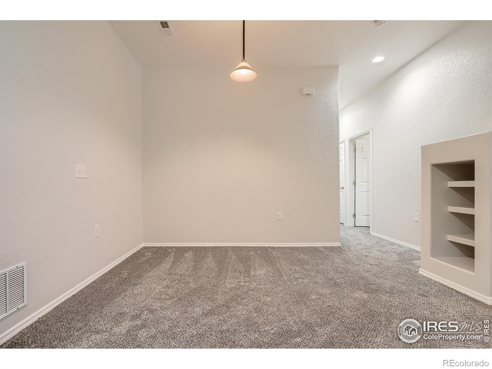 MLS Image #15 for 6743 s winnipeg circle,aurora, Colorado