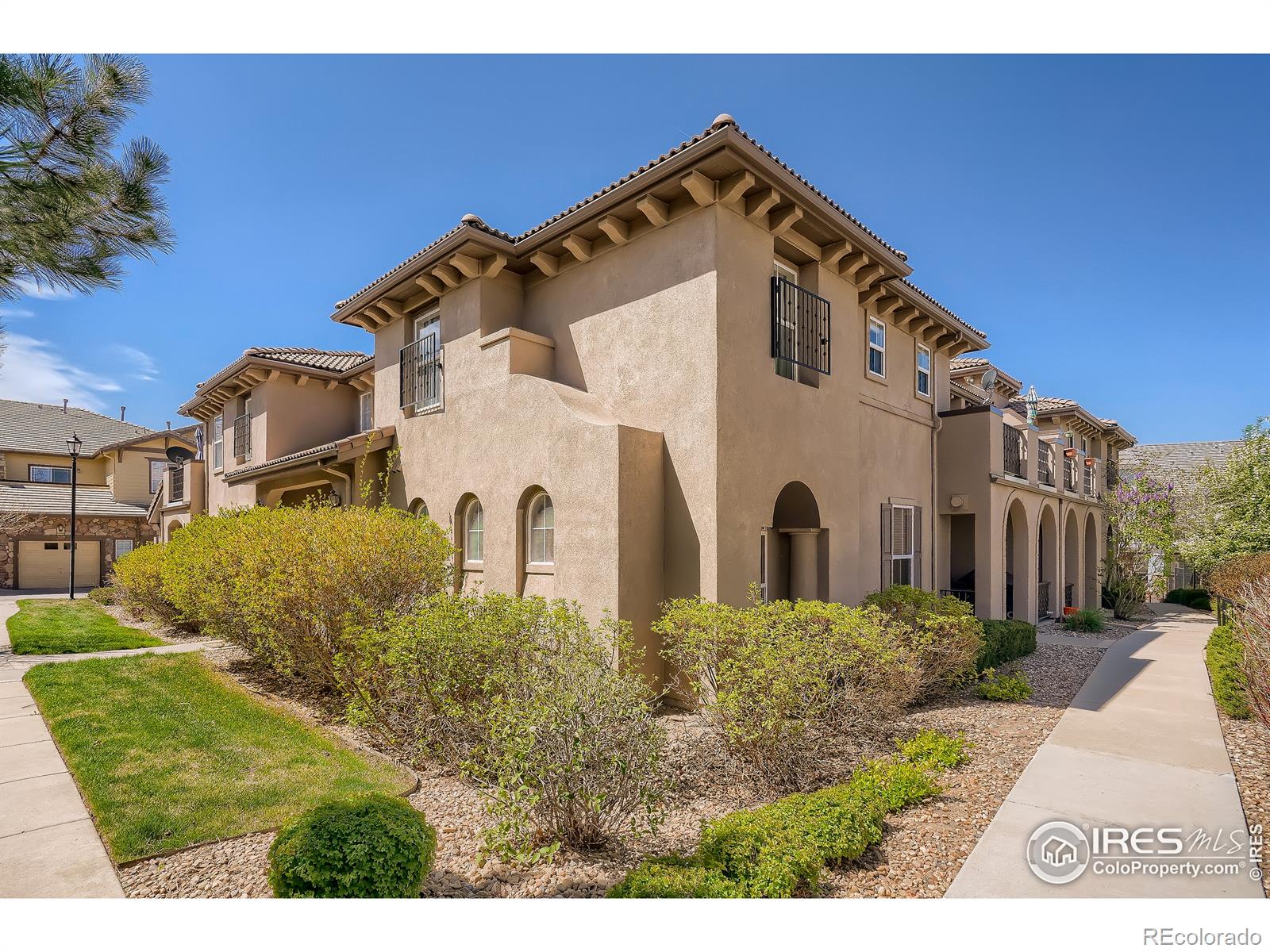 MLS Image #2 for 6743 s winnipeg circle,aurora, Colorado