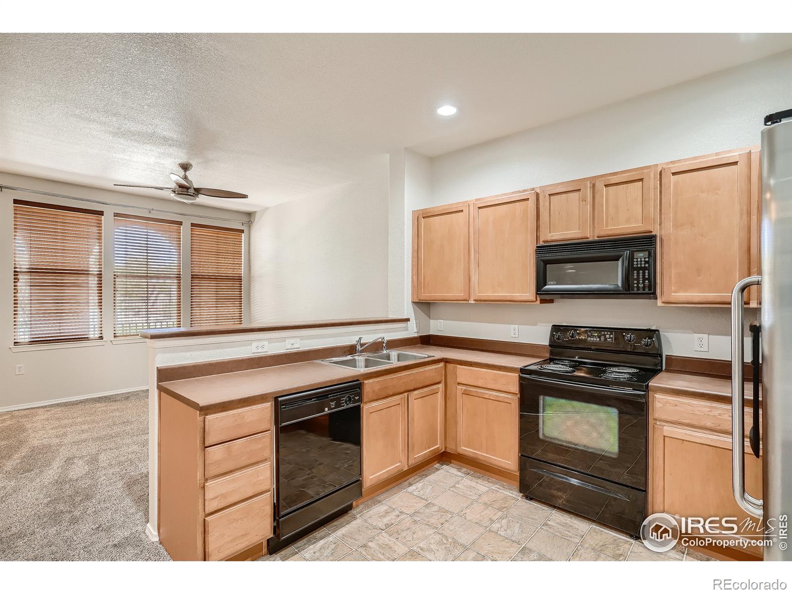 MLS Image #3 for 6743 s winnipeg circle,aurora, Colorado