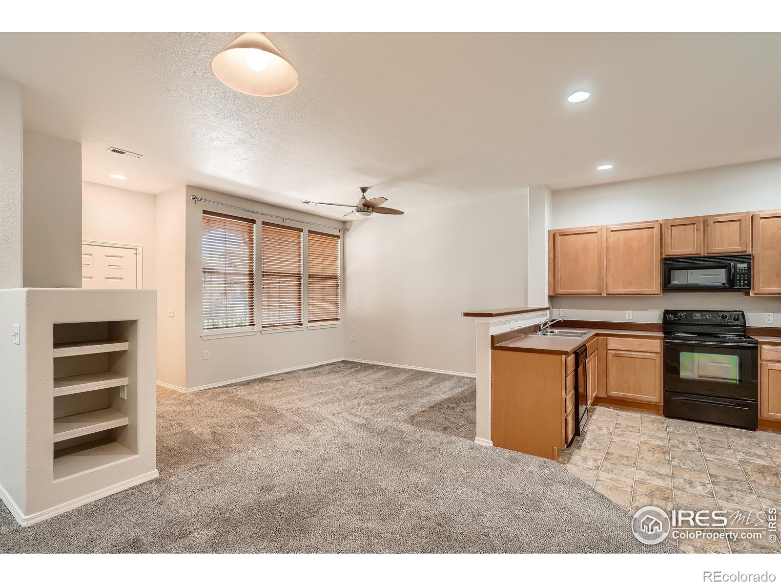 MLS Image #4 for 6743 s winnipeg circle,aurora, Colorado