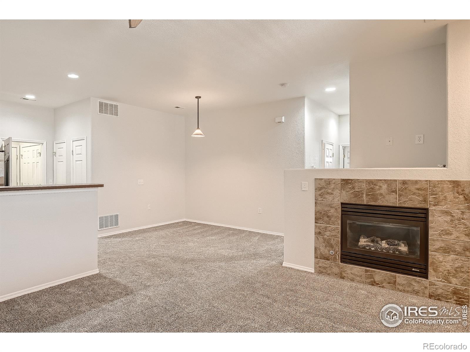 MLS Image #8 for 6743 s winnipeg circle,aurora, Colorado