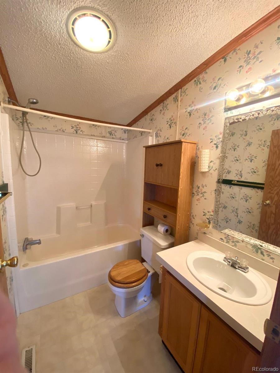 MLS Image #12 for 5775  peerless farms road,peyton, Colorado