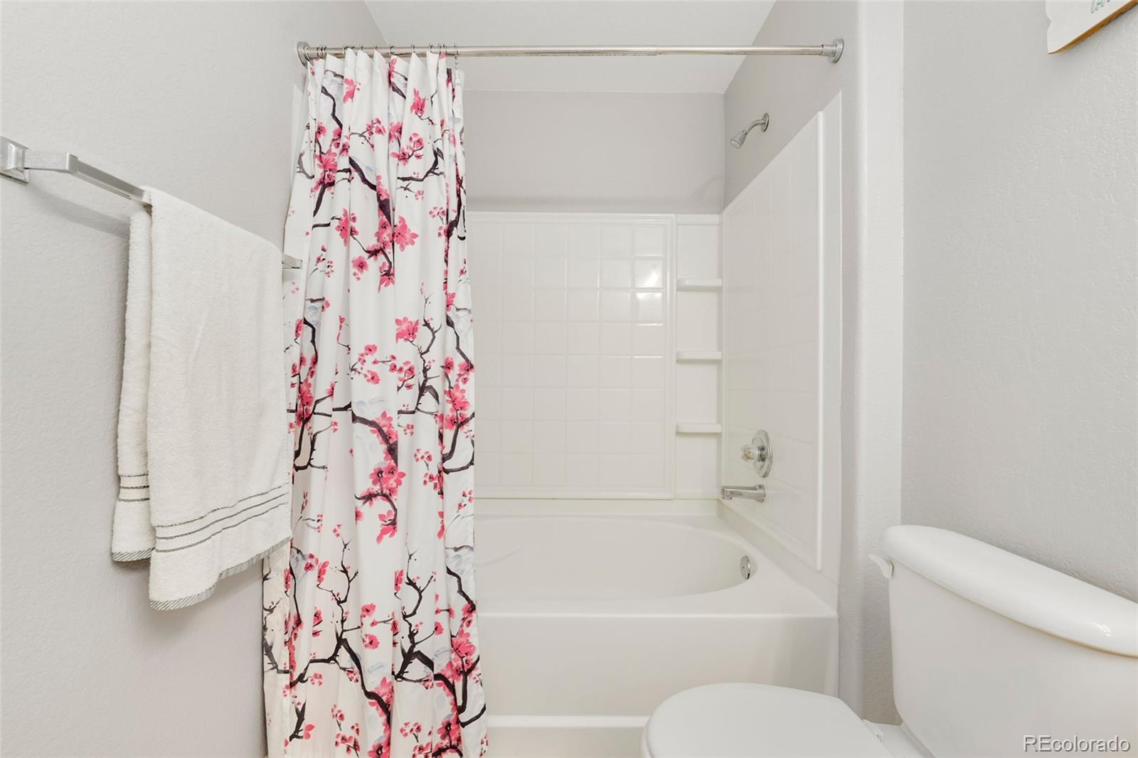 MLS Image #16 for 10056 e carolina place,aurora, Colorado