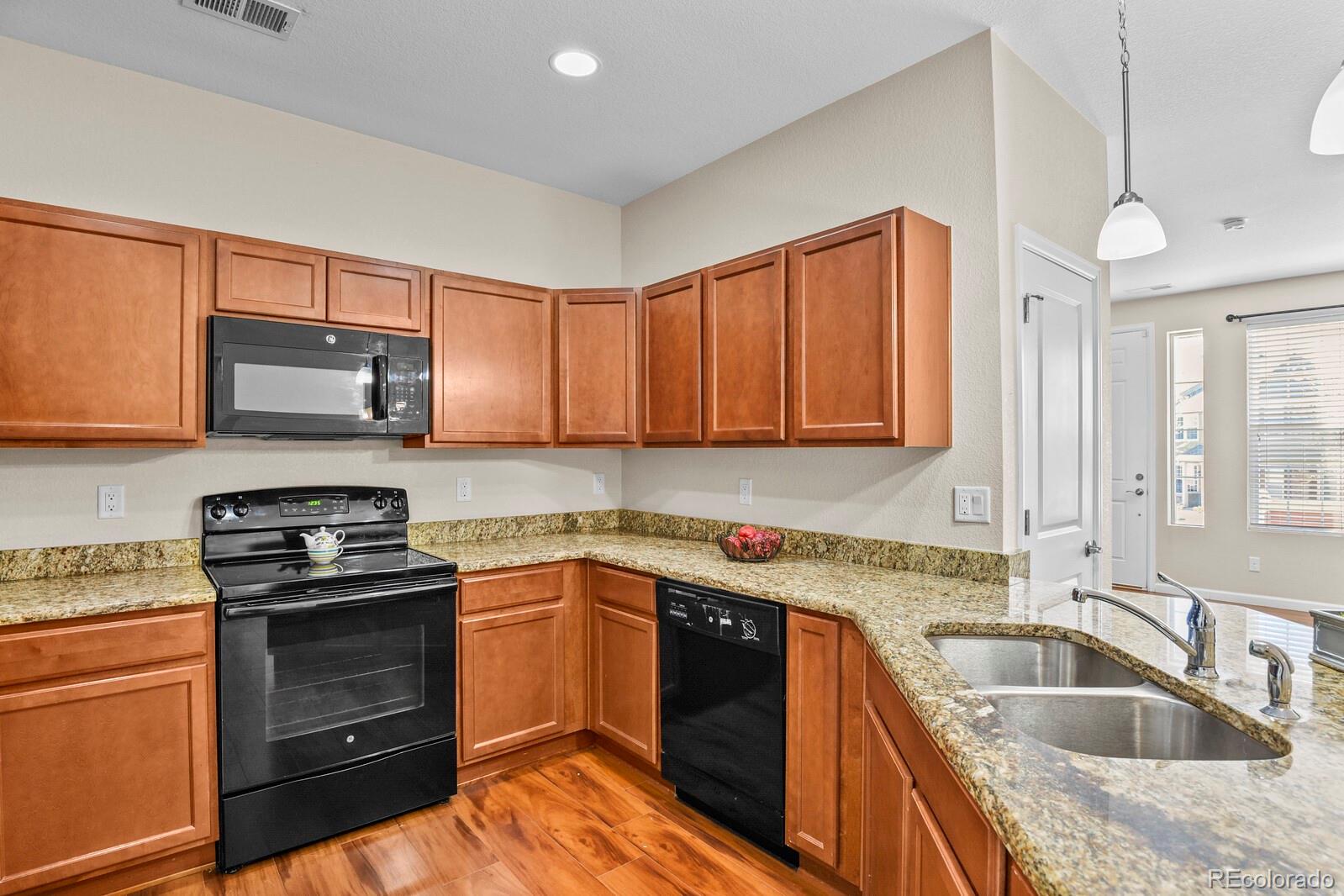 MLS Image #6 for 12754  leyden street,thornton, Colorado