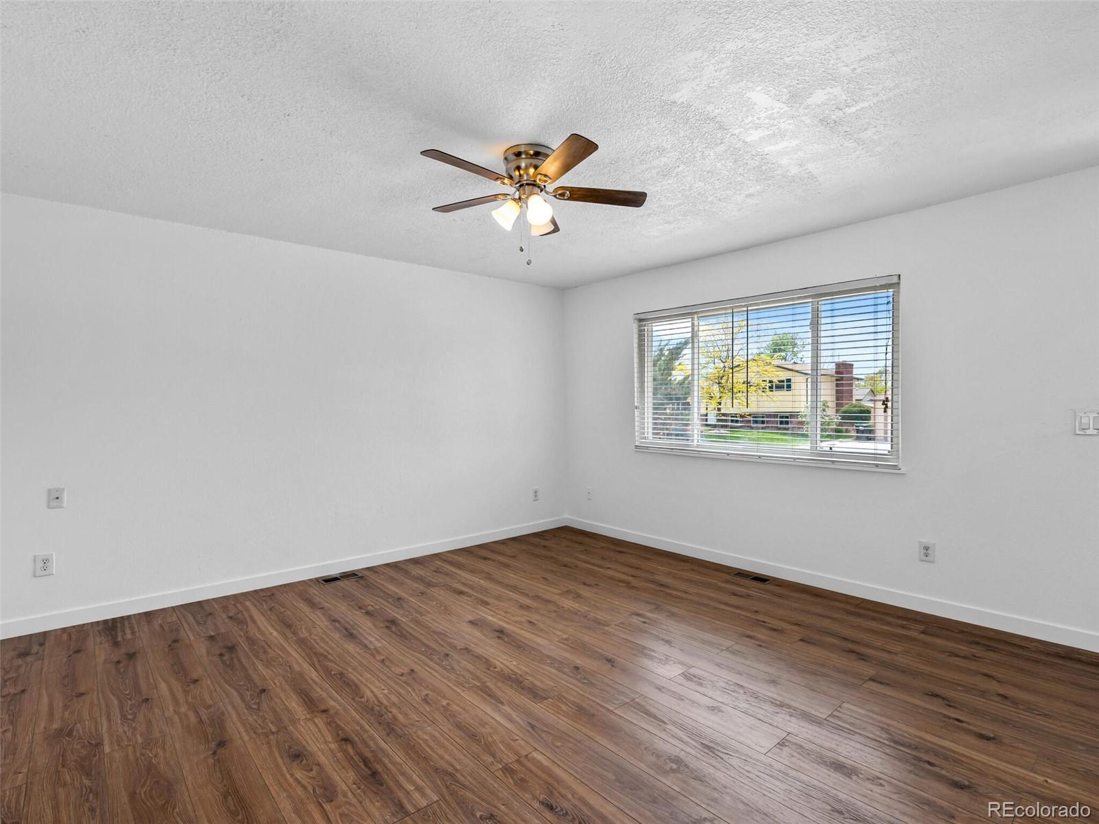 MLS Image #10 for 11548 e center drive,aurora, Colorado