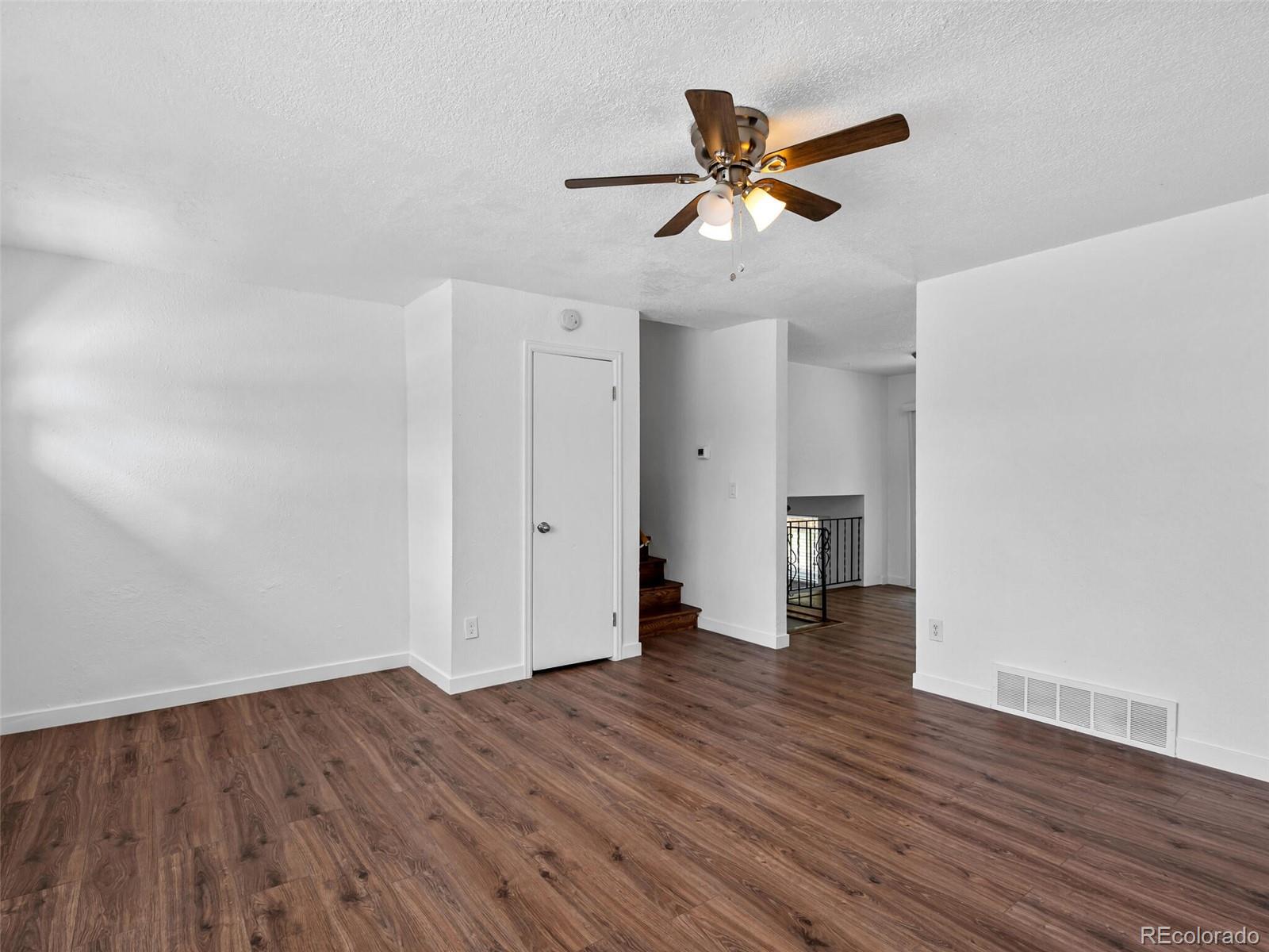 MLS Image #11 for 11548 e center drive,aurora, Colorado